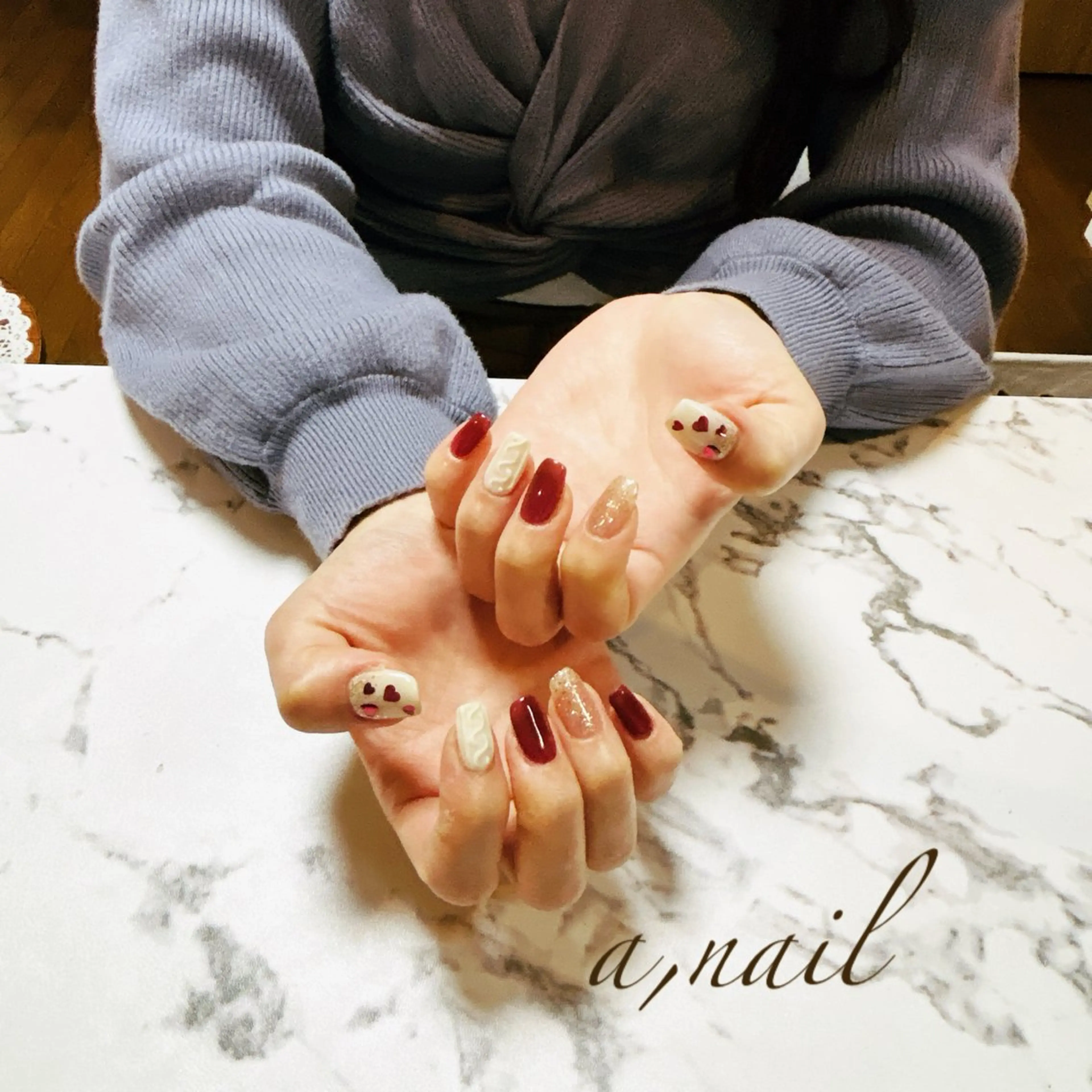 ネイル グラデーション ハート キラキラネイル ラメ(グリッター) ラメグラデーション ハンドネイル ネイルサロン エーネイルのネイルデザイン