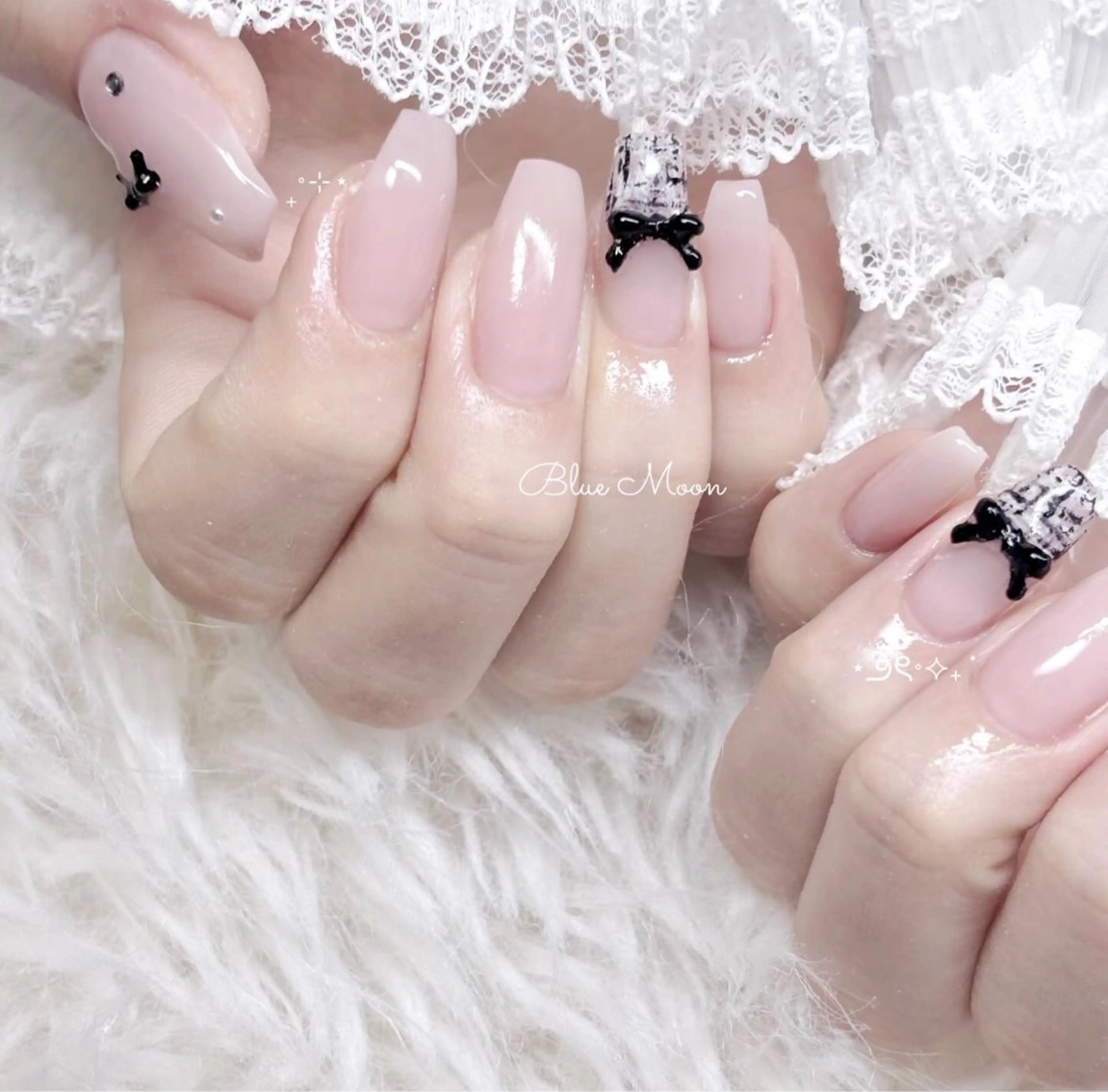 ネイル リボン ハンドネイル フットネイル ハンドケア nail salon Blue Moonのネイルデザイン