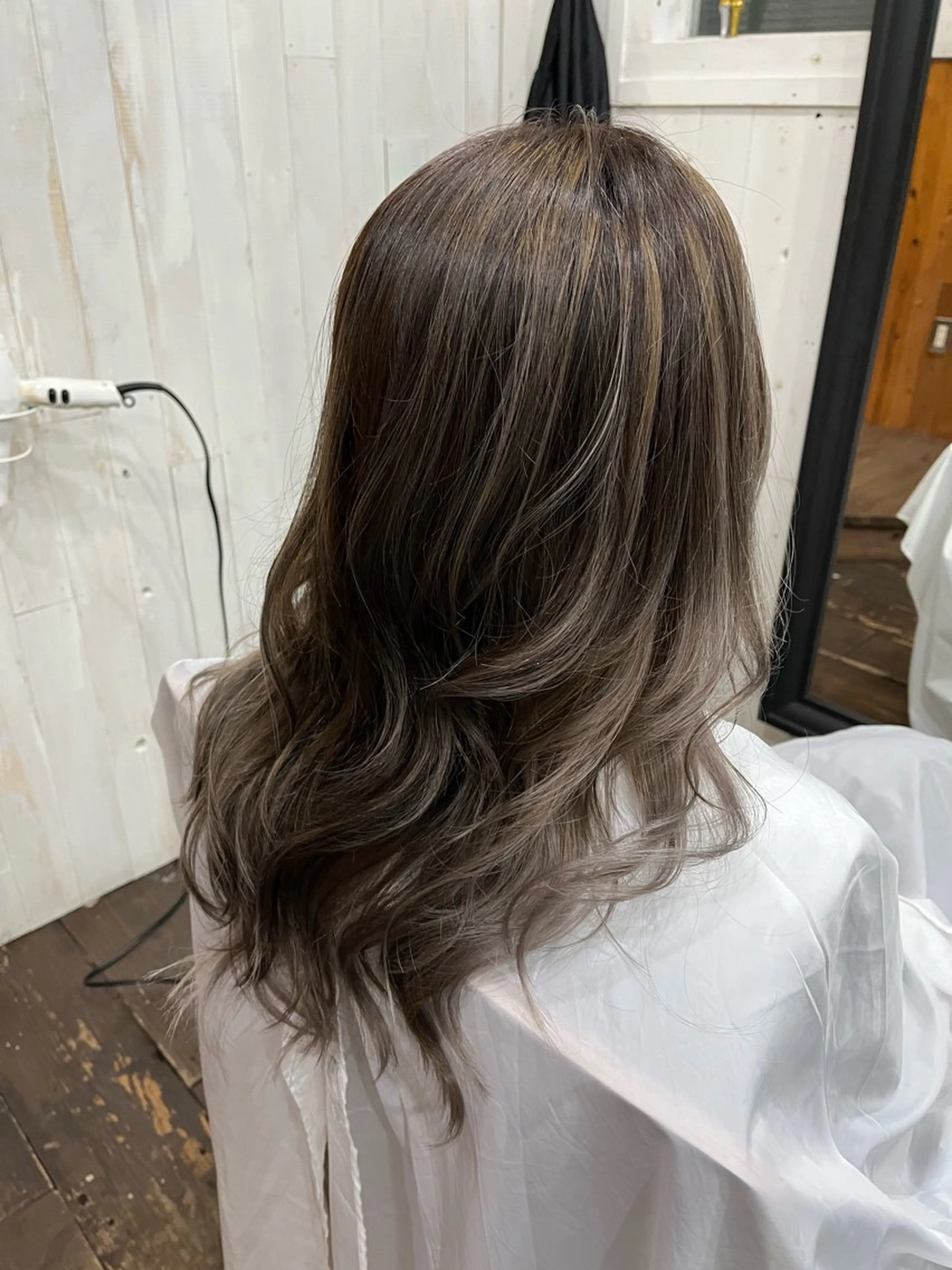 ロング 紙屋 隼人のヘアスタイル