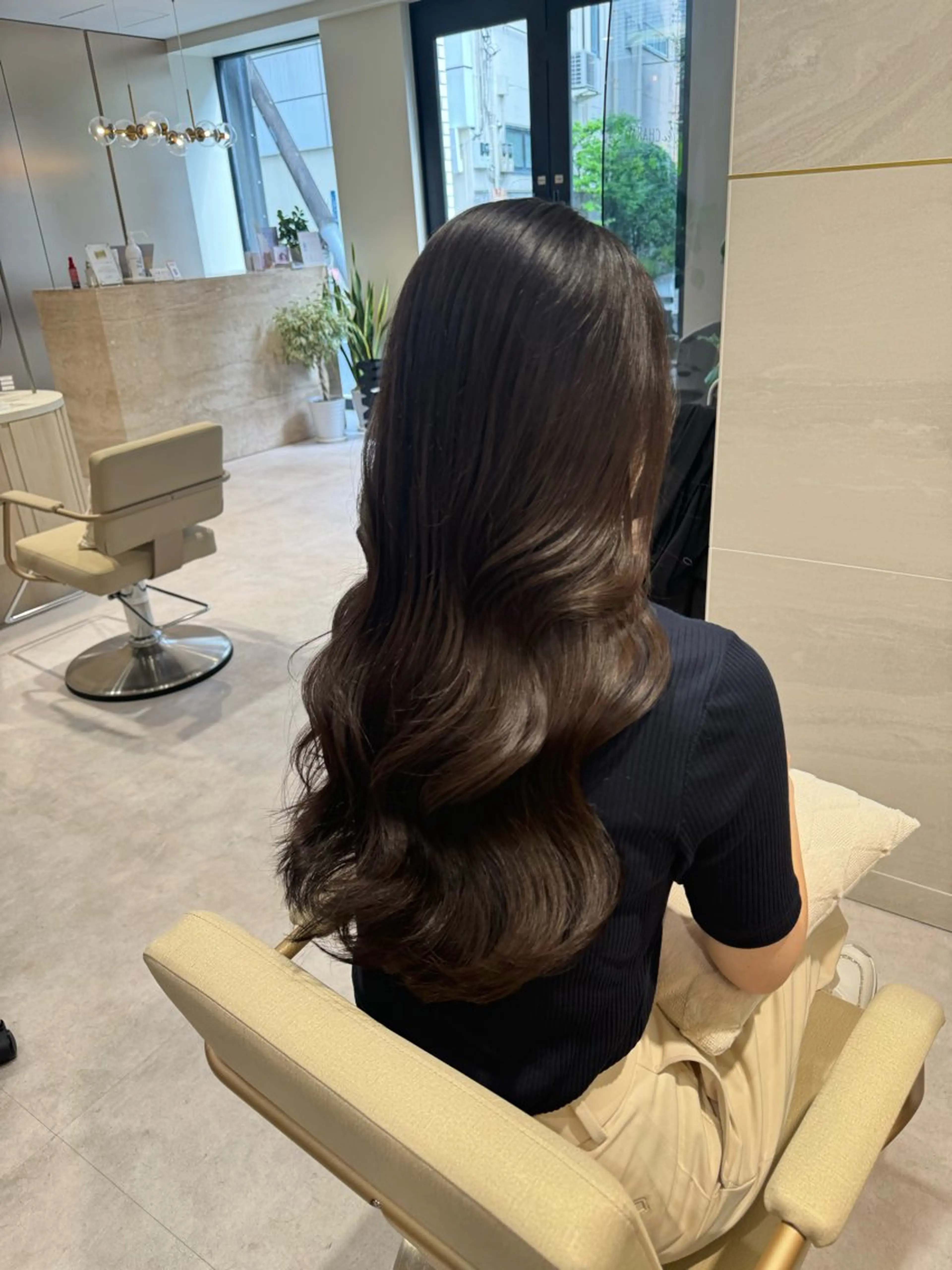 ロング カラー 似合わせカット 小顔カット 縮毛矯正 カット ヘアカラー 1日1名様限定 予約可能のヘアスタイル