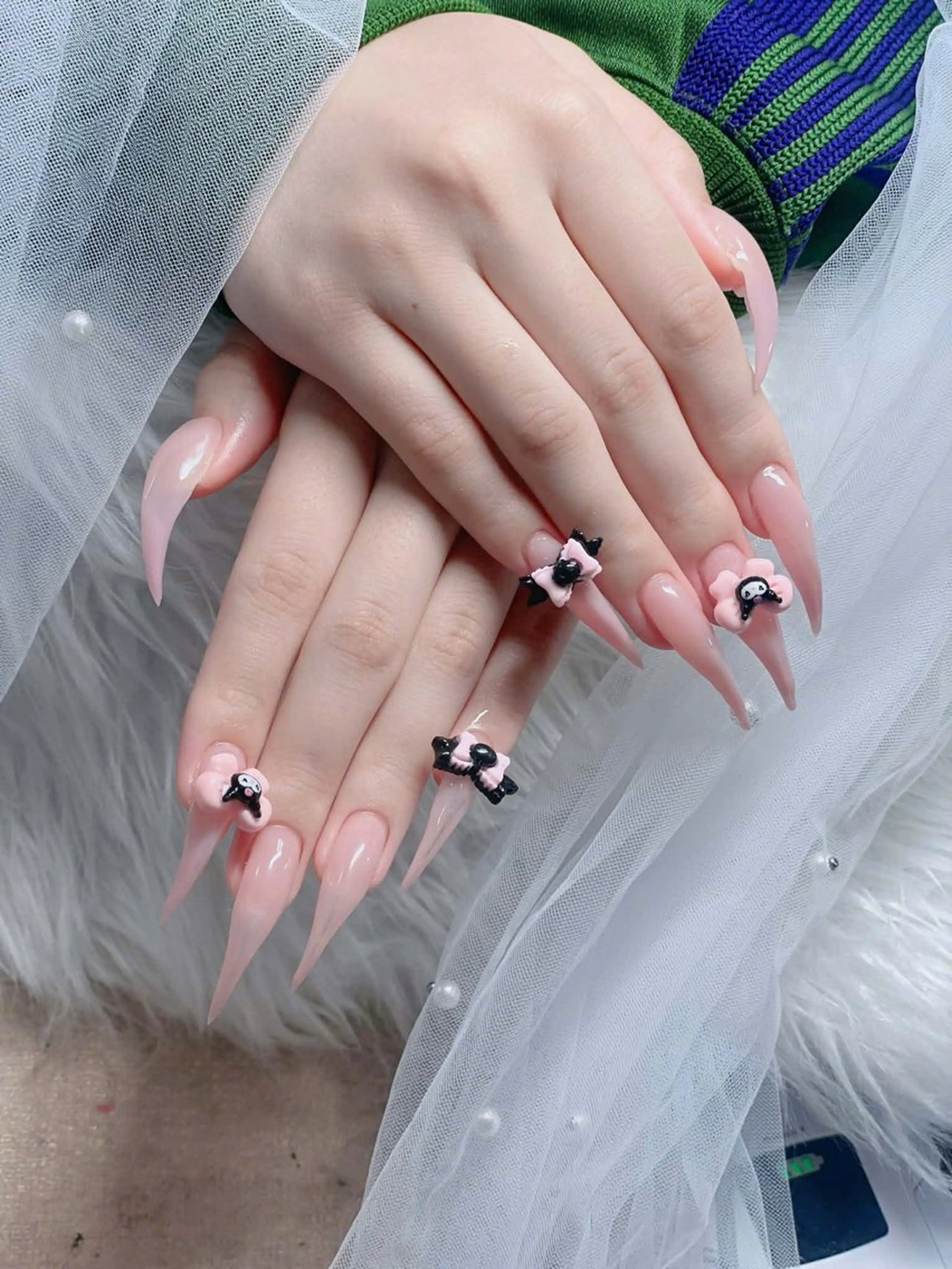 ネイル オーロラネイル フレンチネイル ジェルネイル ハロウィン 韓国ネイル ハンドネイル H.baby Nail Salonのネイルデザイン