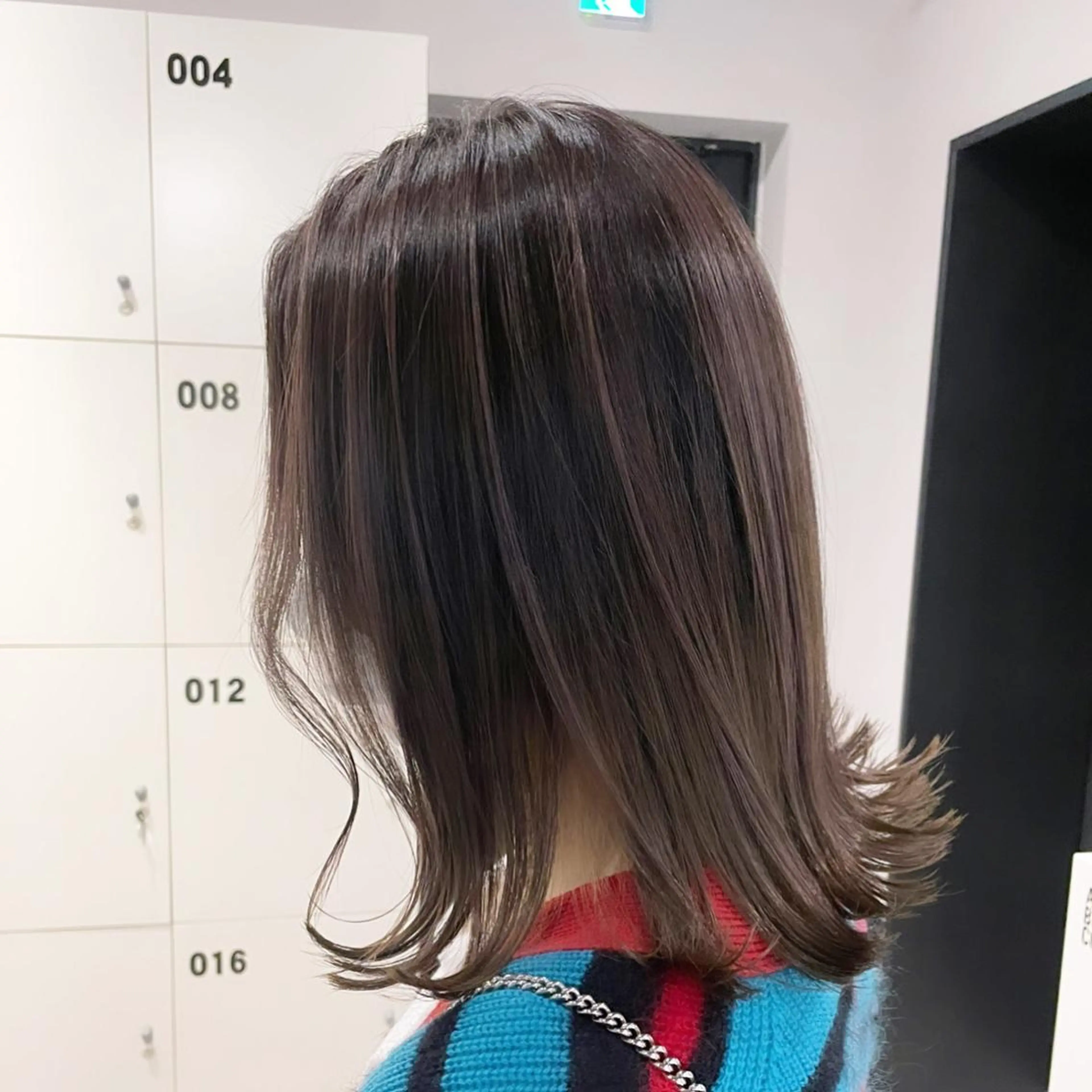 ミディアム カラー ハイライトカラー ハイライト ブリーチ👩‍🦳/ ‪✂︎MANAMIのヘアスタイル