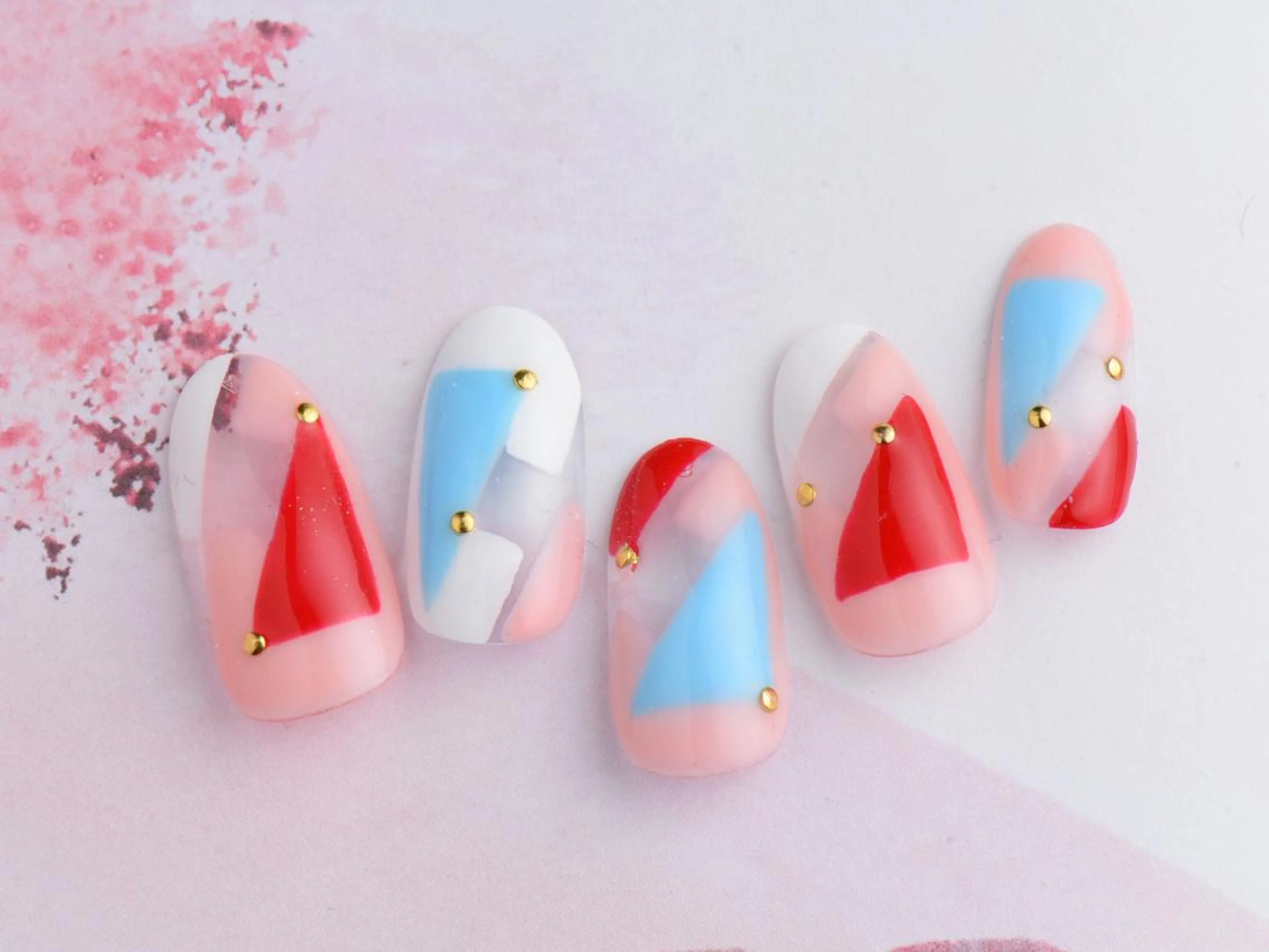 ネイル mano nella manoのネイルデザイン