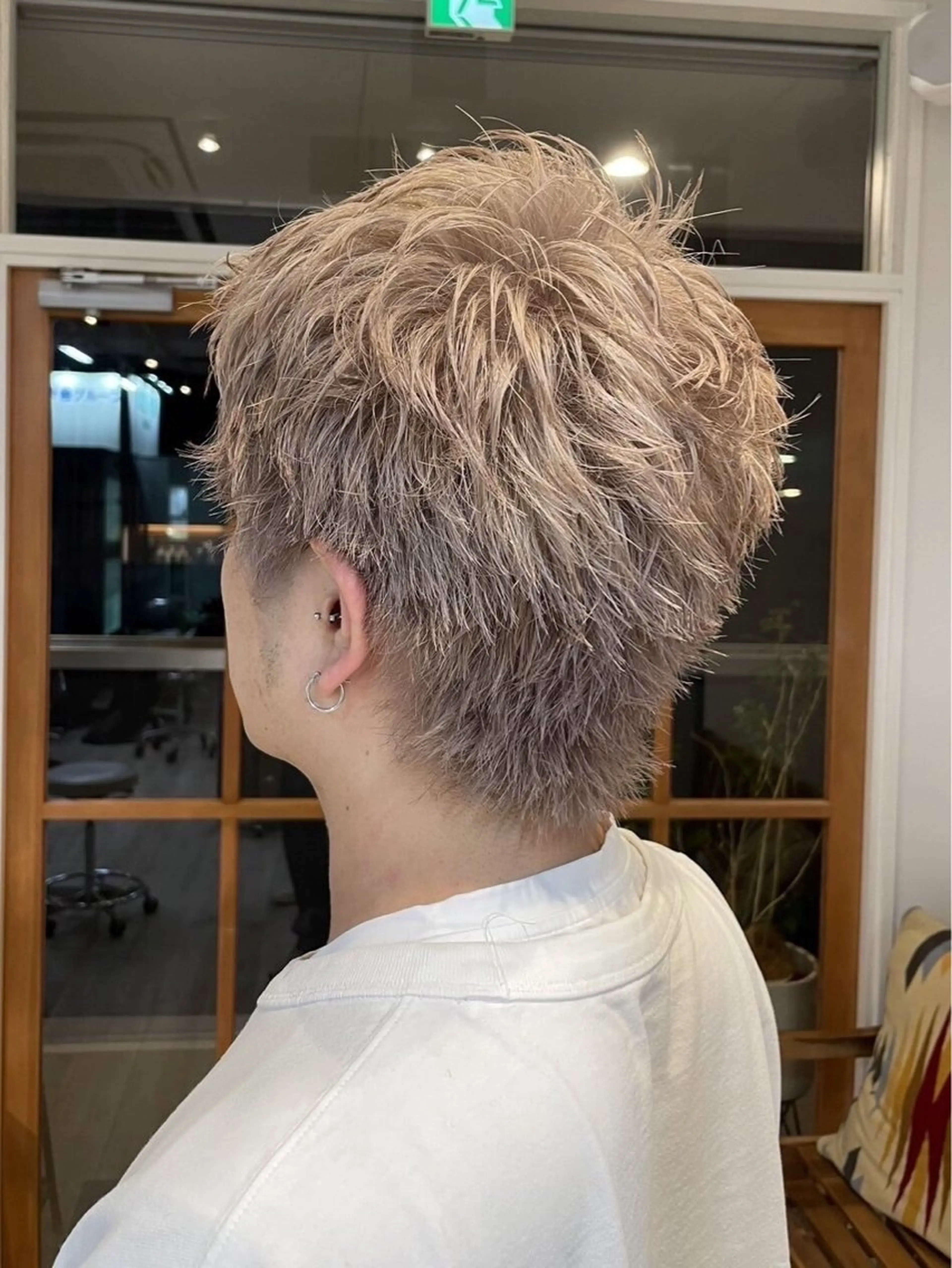 ショート カラー メンズ カット ヘアカラー 倉持 誠也　フェザーパーマのヘアスタイル