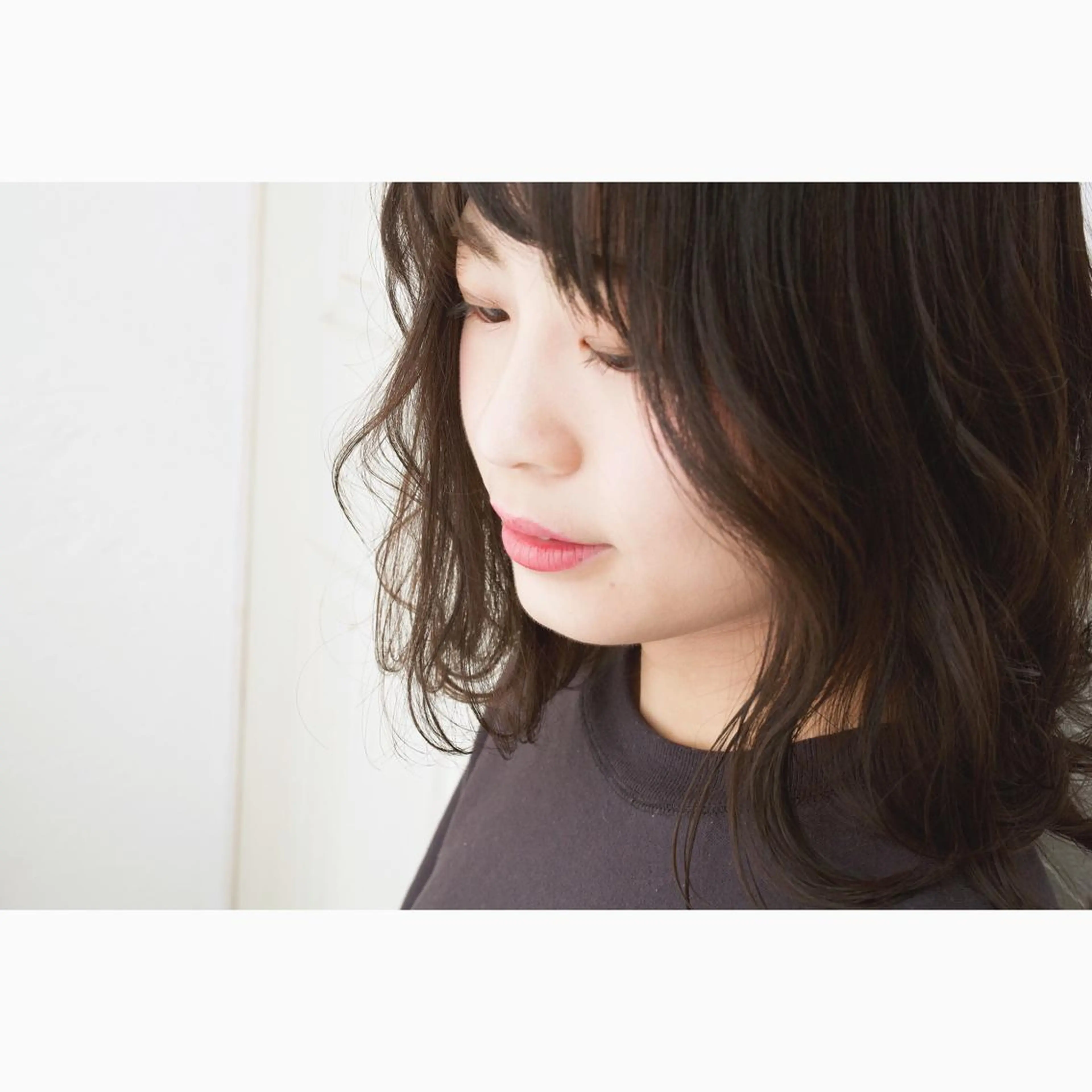 セミロング カラー カット ヘアカラー fio マナミのヘアスタイル