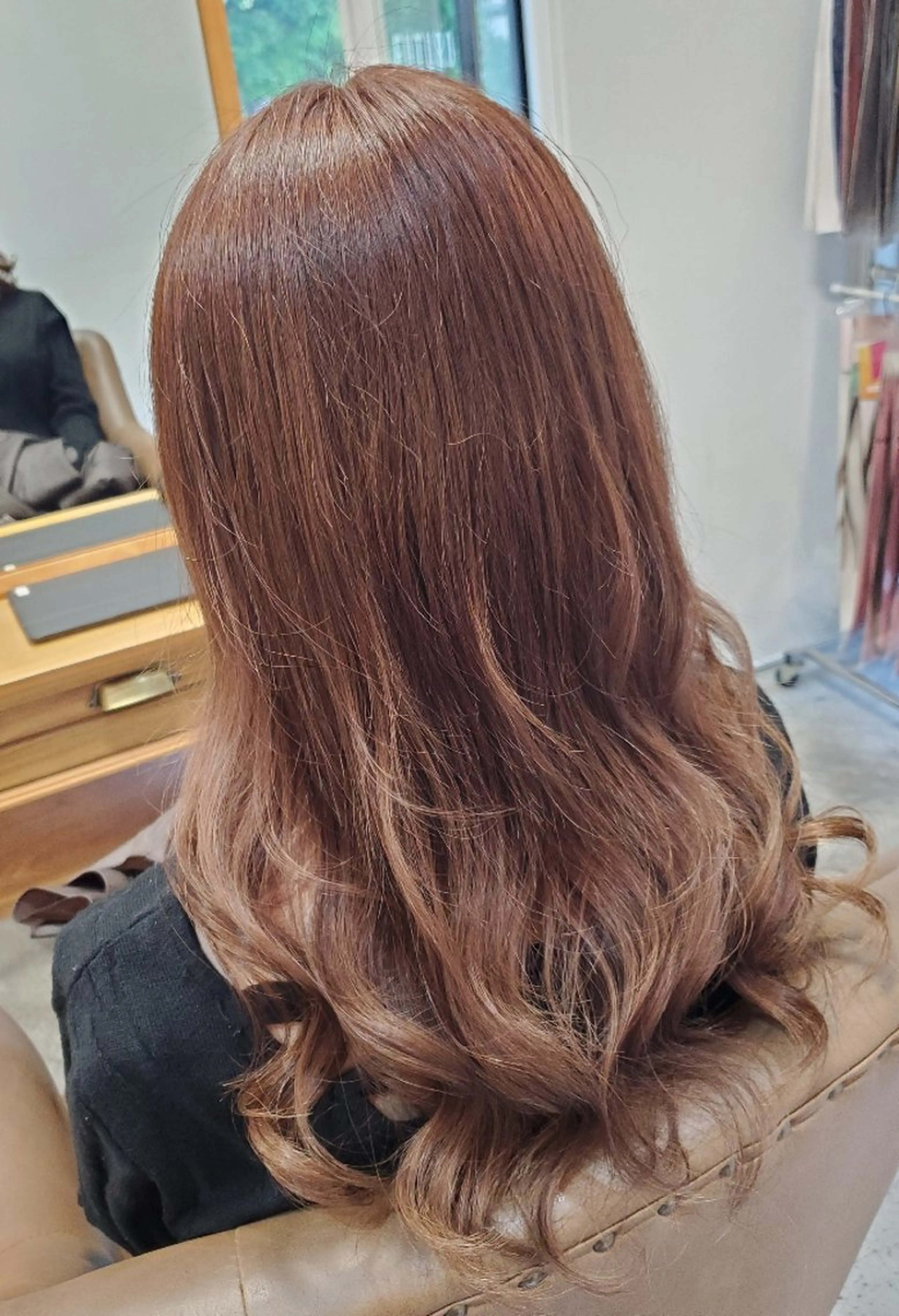 セミロング SEIYA/ プルエクステ/カラーのヘアスタイル