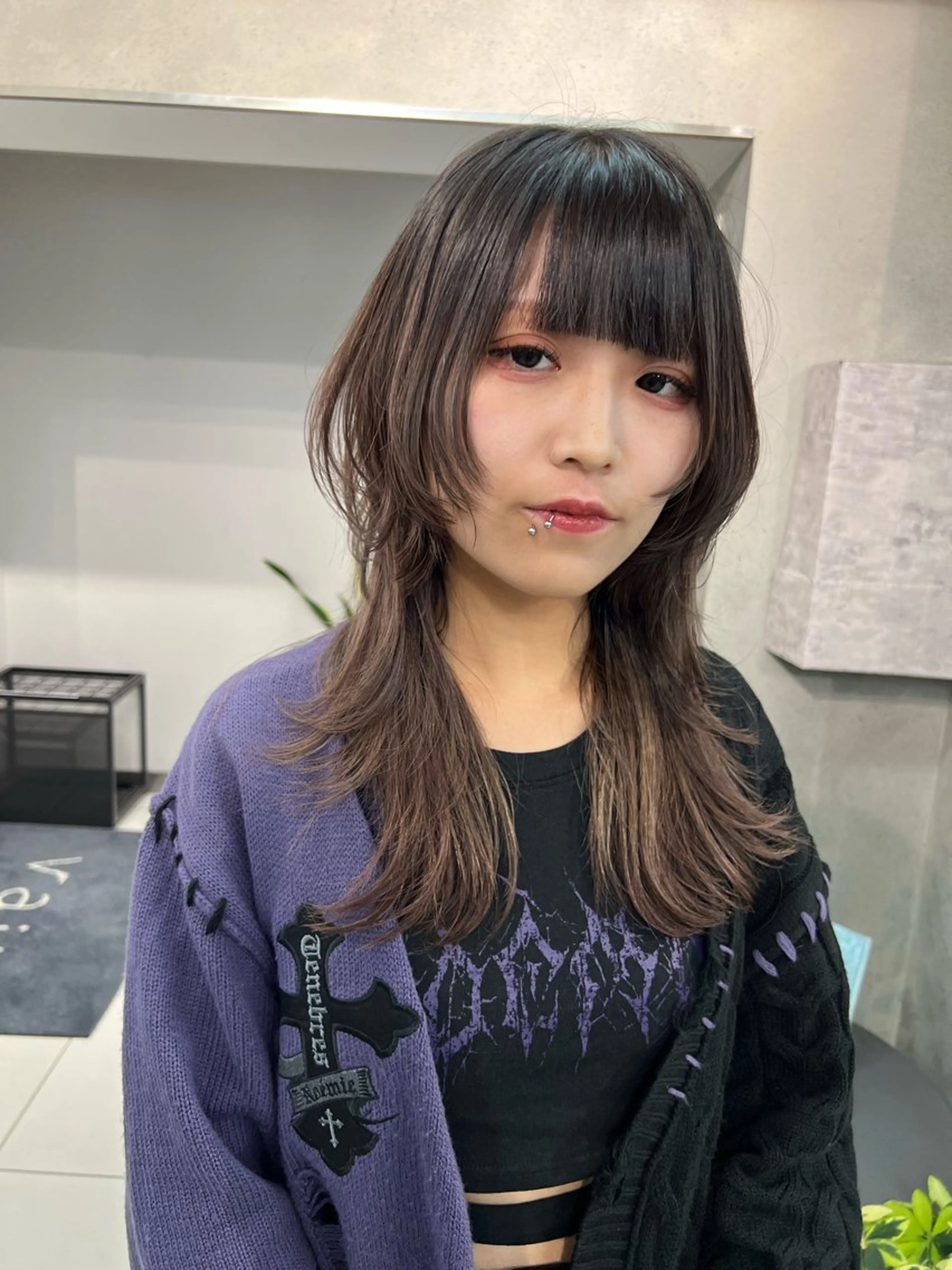 ミディアム レイヤーカット ウルフカット カット ヘアカラー トリートメント ウルフ🤍渋谷 🤍Mizukiのヘアスタイル