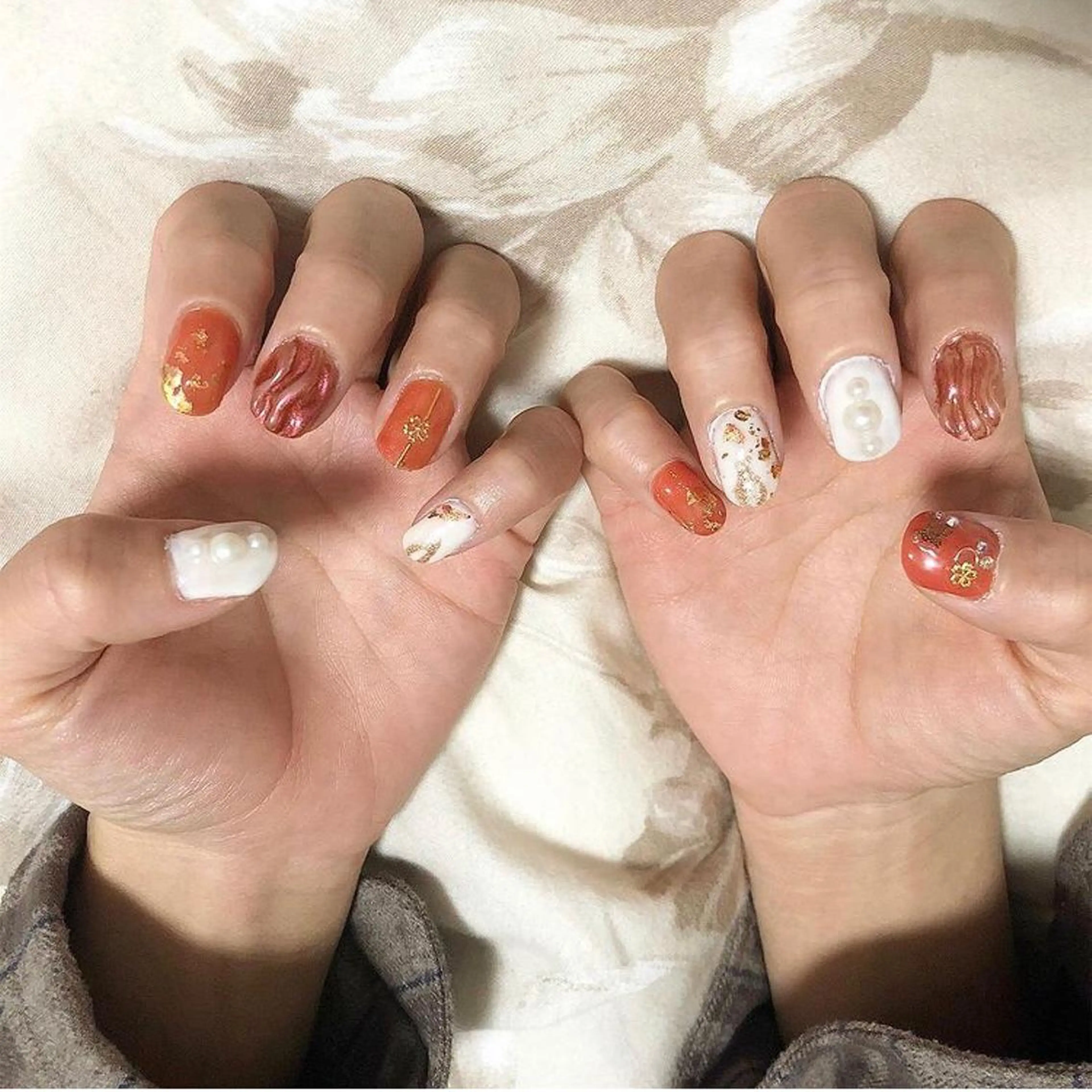 ネイル アートネイル ハンドネイル ナチュラル透明感🌱 小山美樹子のヘアスタイル