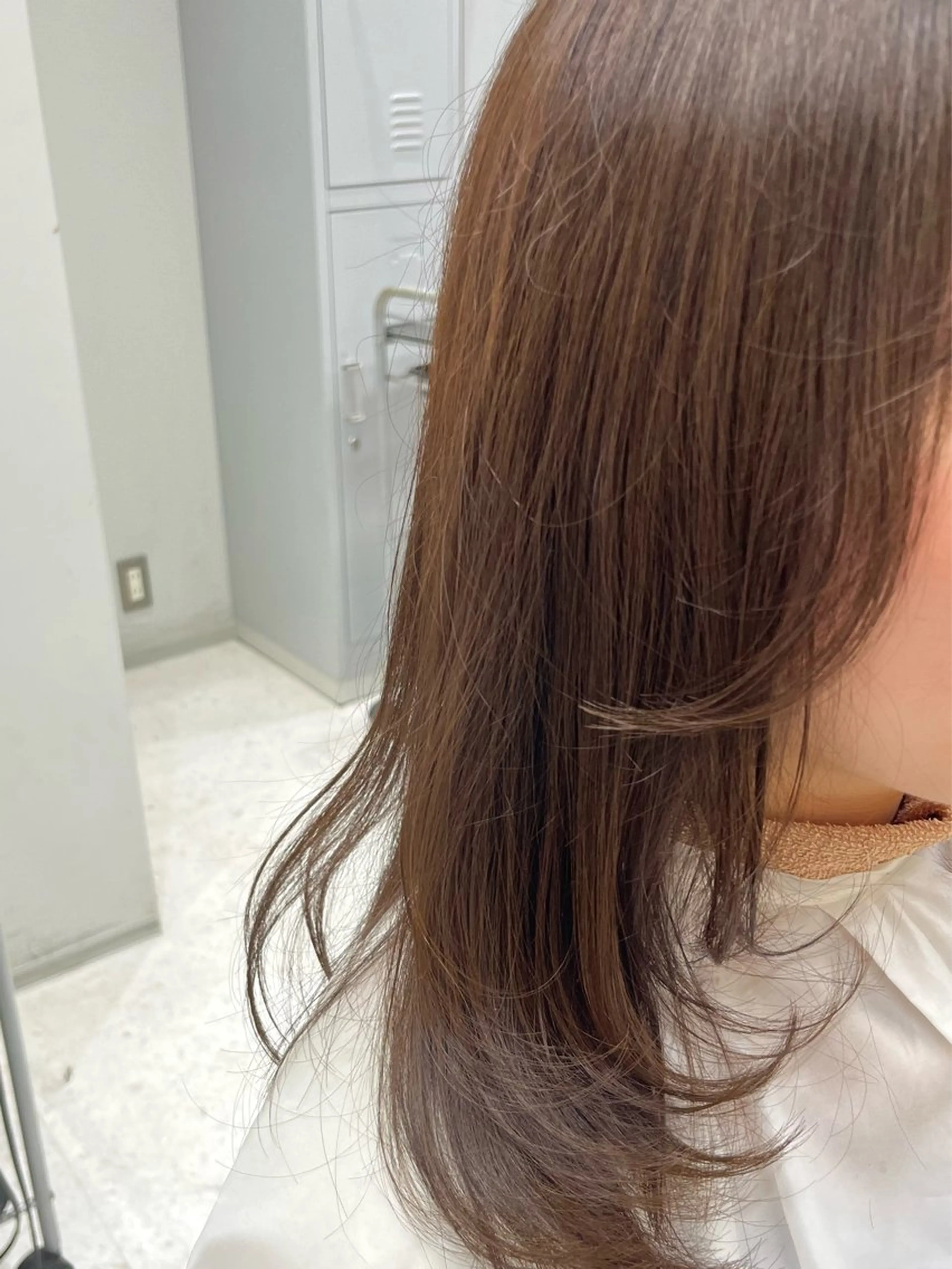 ミディアム レイヤーカット 宇田 優希菜のヘアスタイル