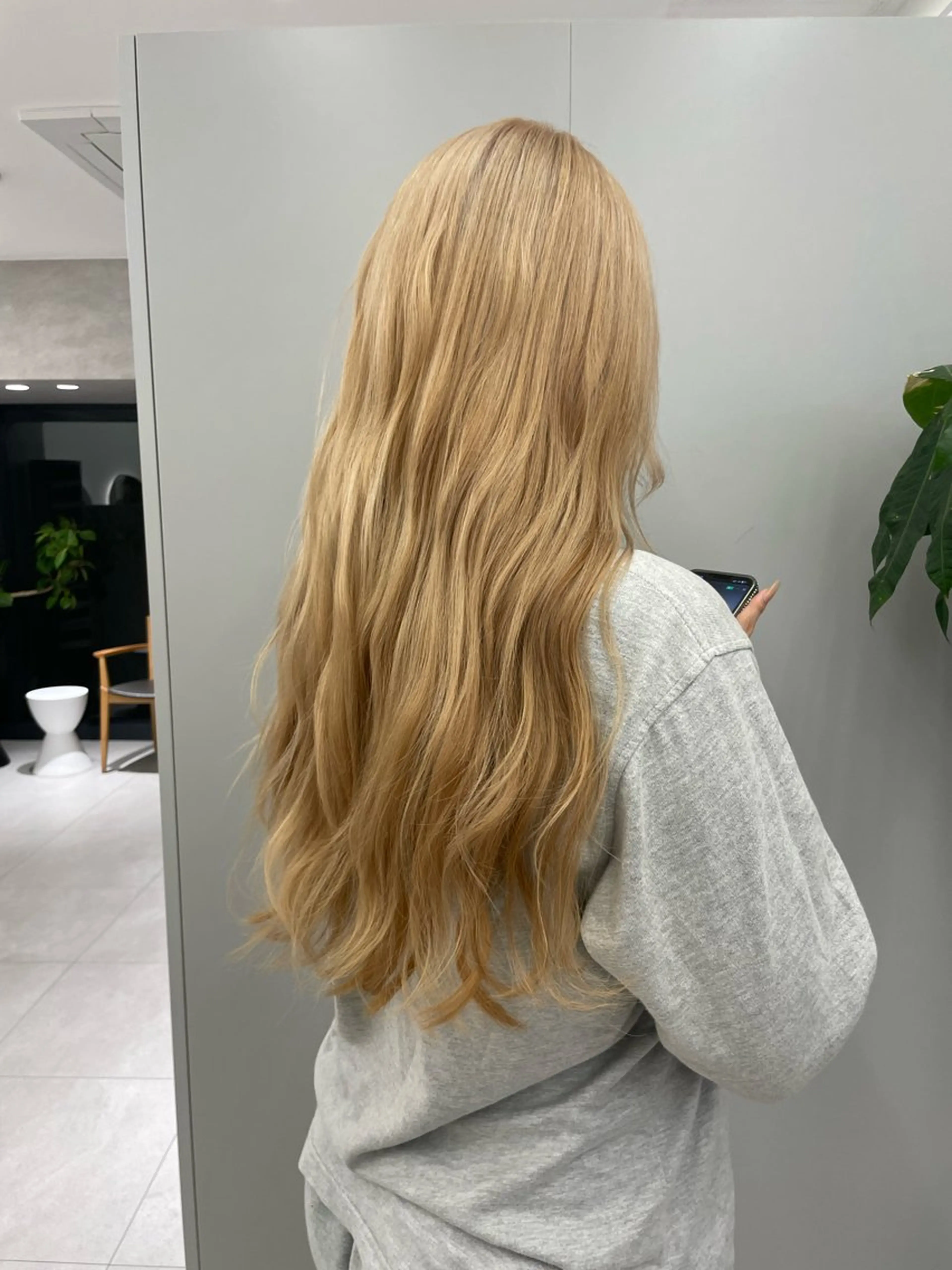 【🫧リピーター限定🫧】ハイトーンダブルカラー＋トリートメント付き✨の写真