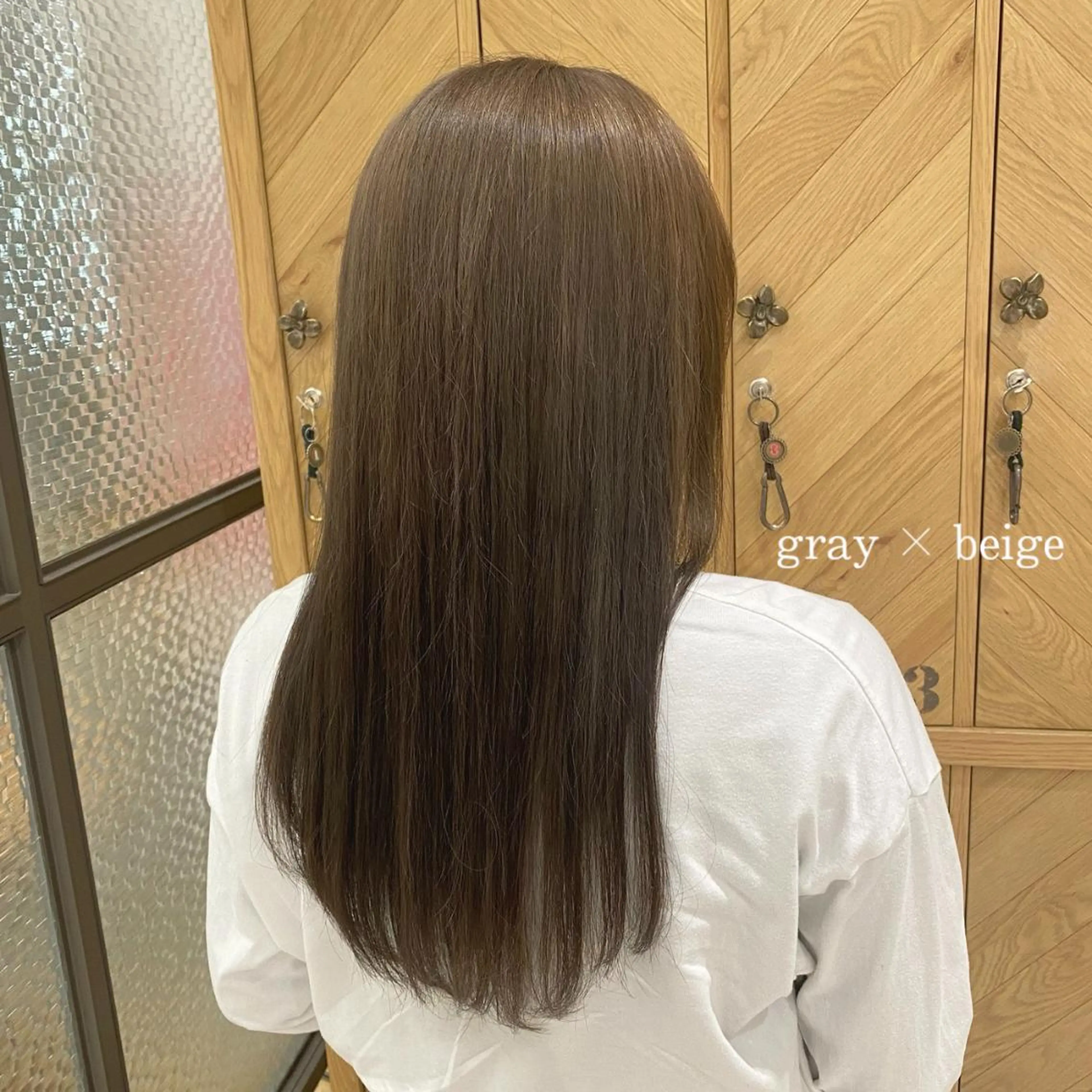 ロング カラー ブリーチ グレージュ ヘアカラー インナーカラー☆ 香西茉奈のヘアスタイル