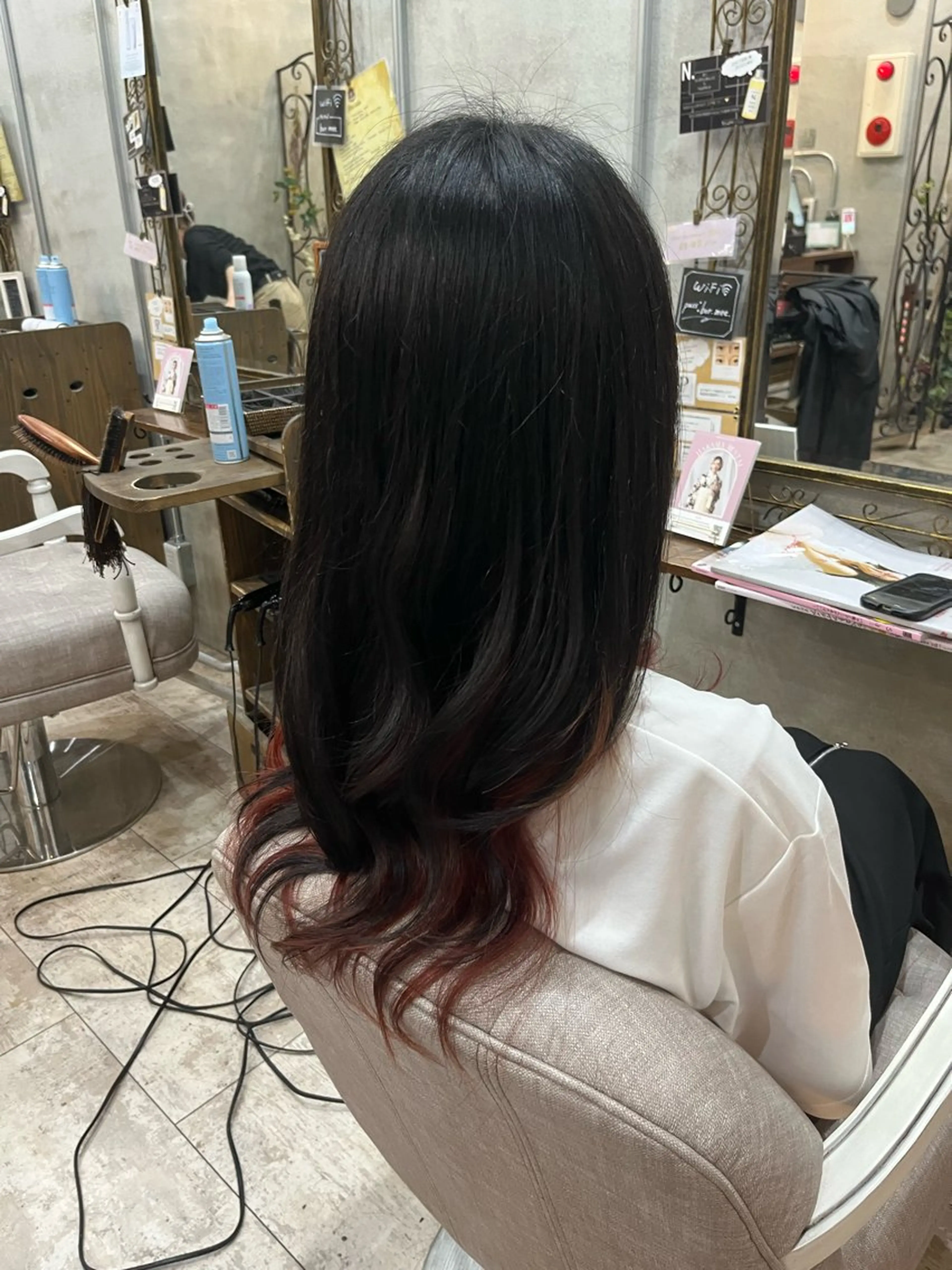 ロング カラー カット ヘアカラー トリートメント 艶髪/ハイトーン/ ヘアセット/モエノのヘアスタイル