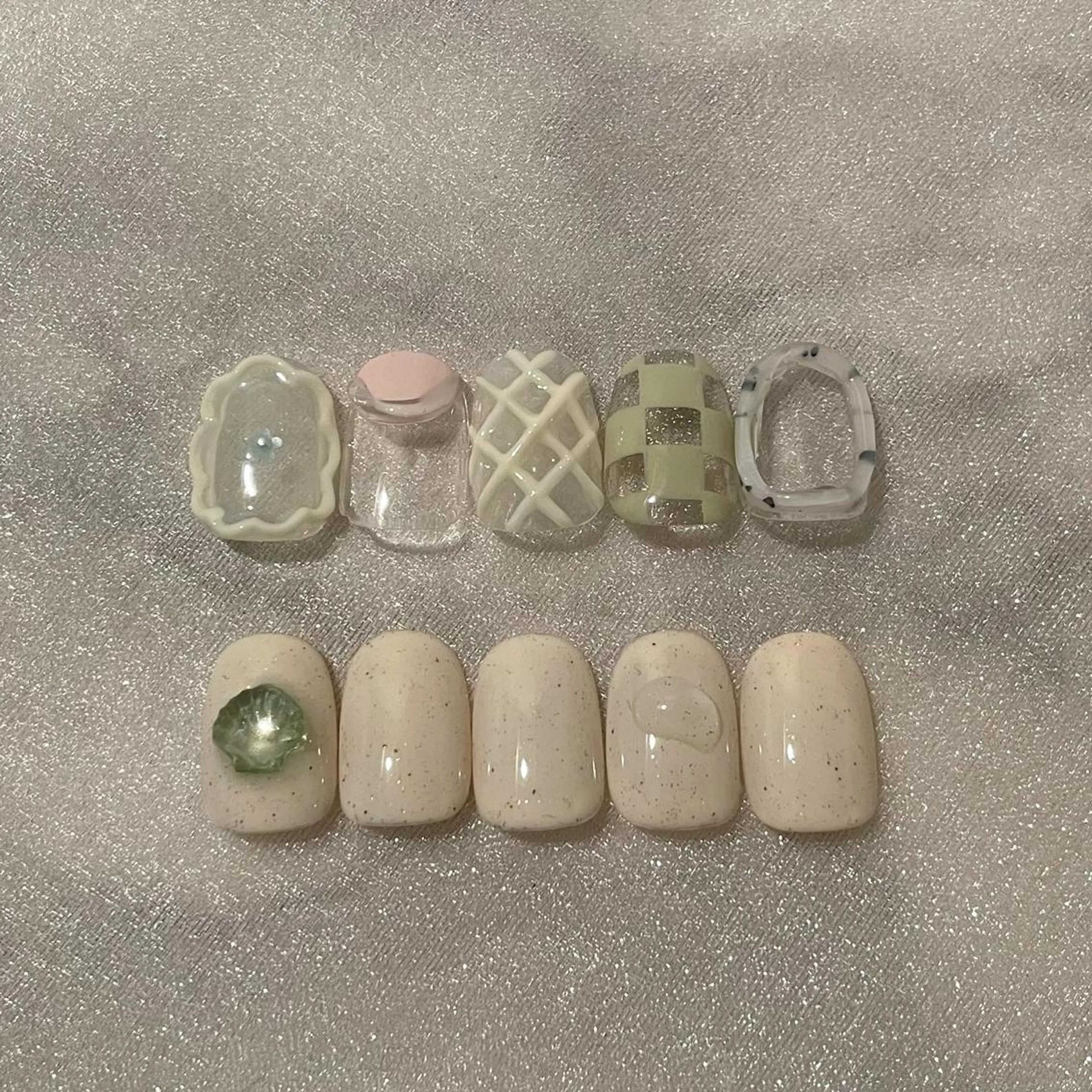 ネイル フラワーネイル フレンチネイル ガーリー ニュアンスネイル ぷっくりネイル ハンドネイル ハンドケア lyly.nail所属・lylynail YUUKAのネイルデザイン