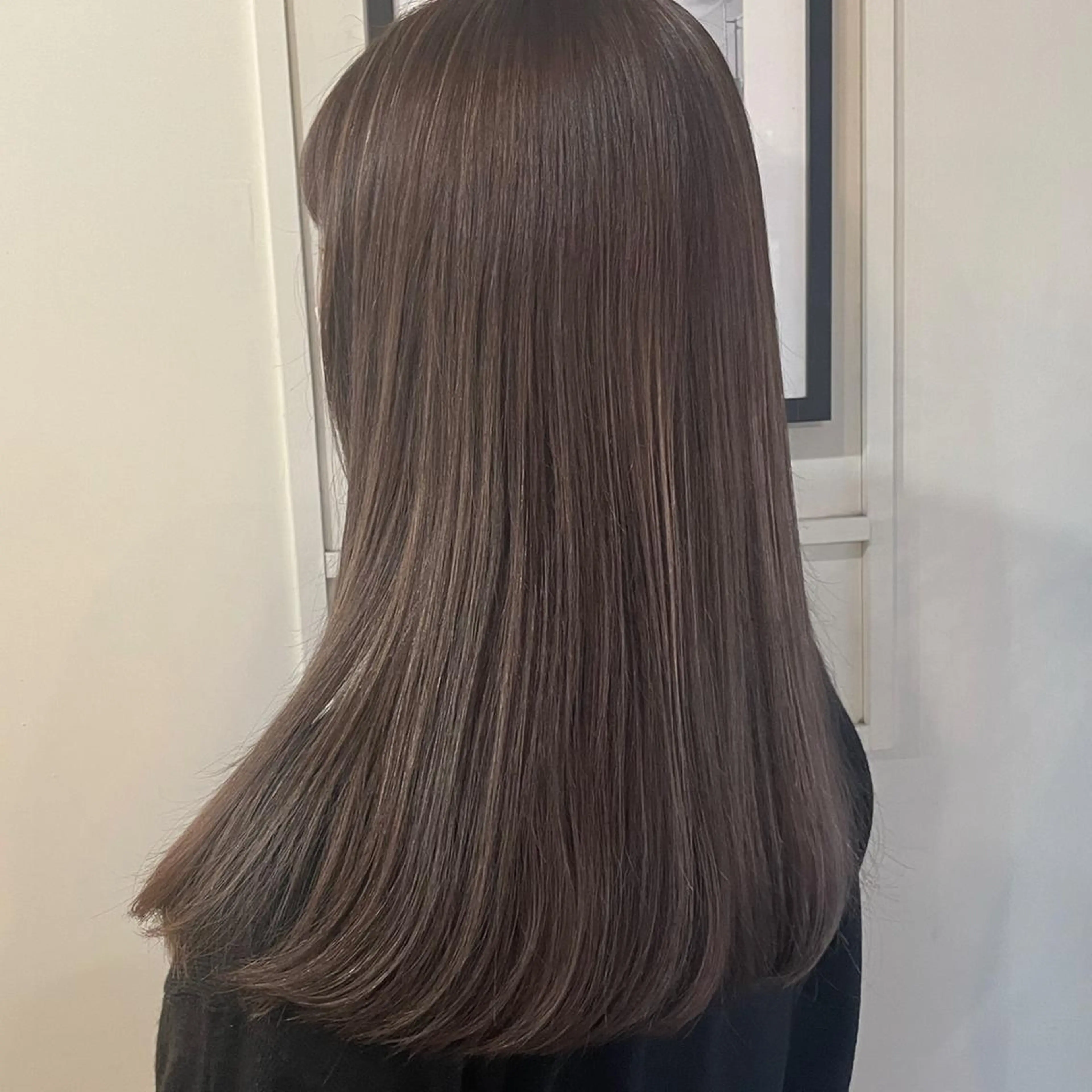 カット+全体ストレート(縮毛矯正)🍃の写真