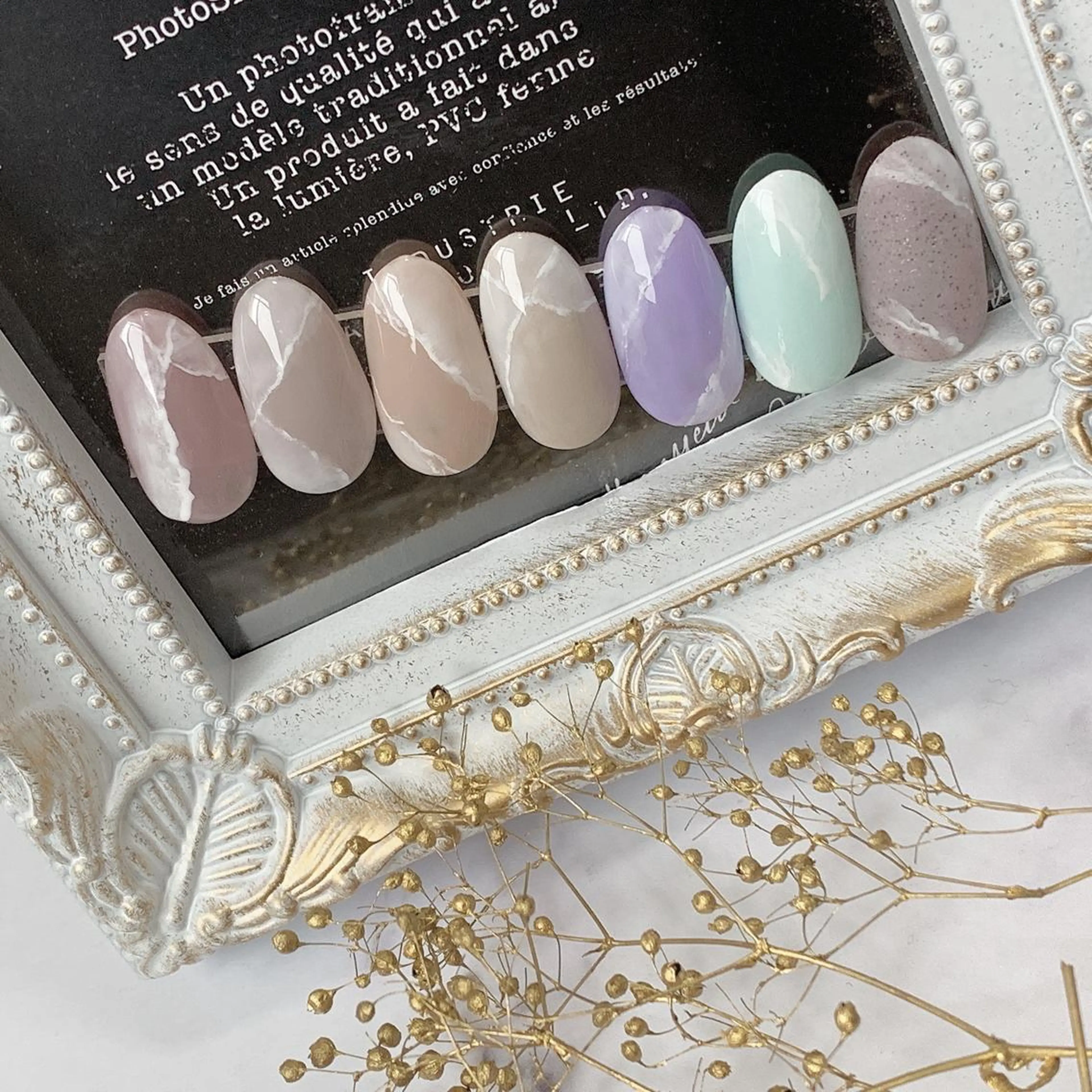 ネイル 神戸駅ネイルサロン PE NAILSのネイルデザイン