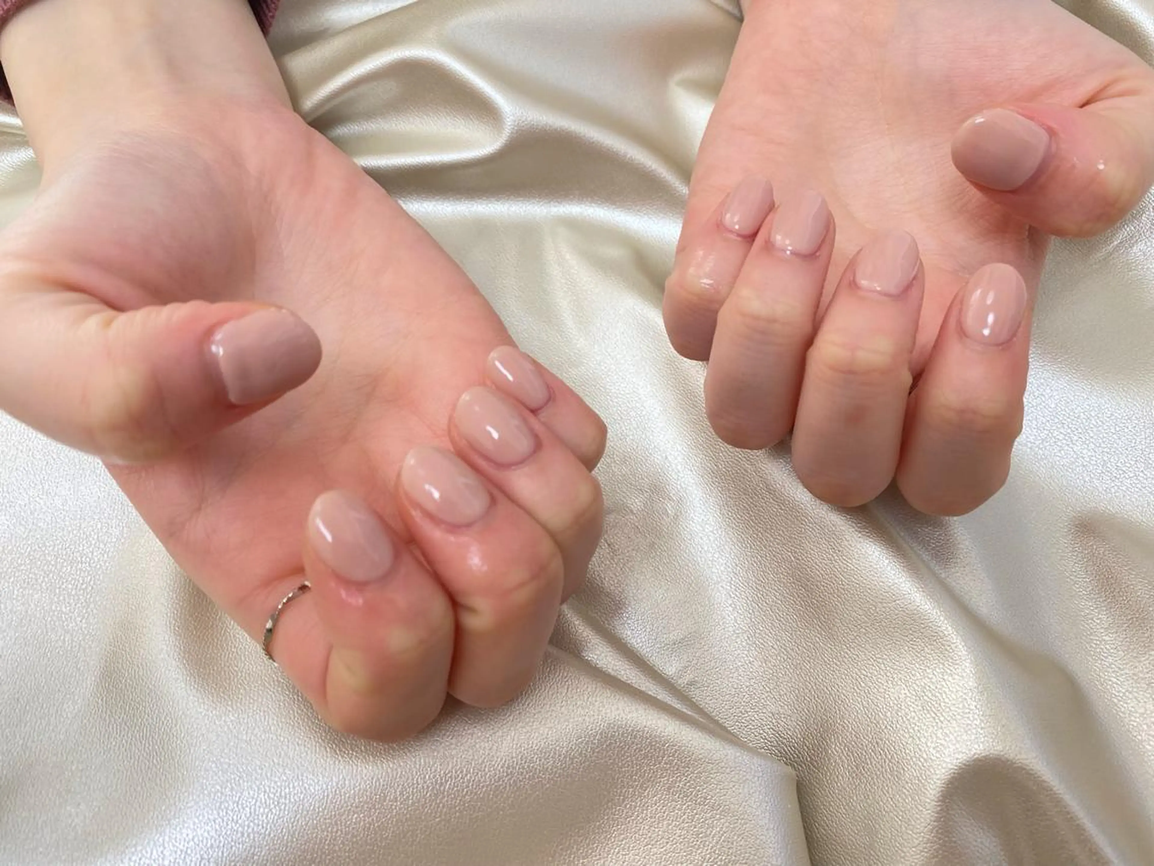 ネイル ワンカラーネイル ハンドネイル mogunail &blowのネイルデザイン