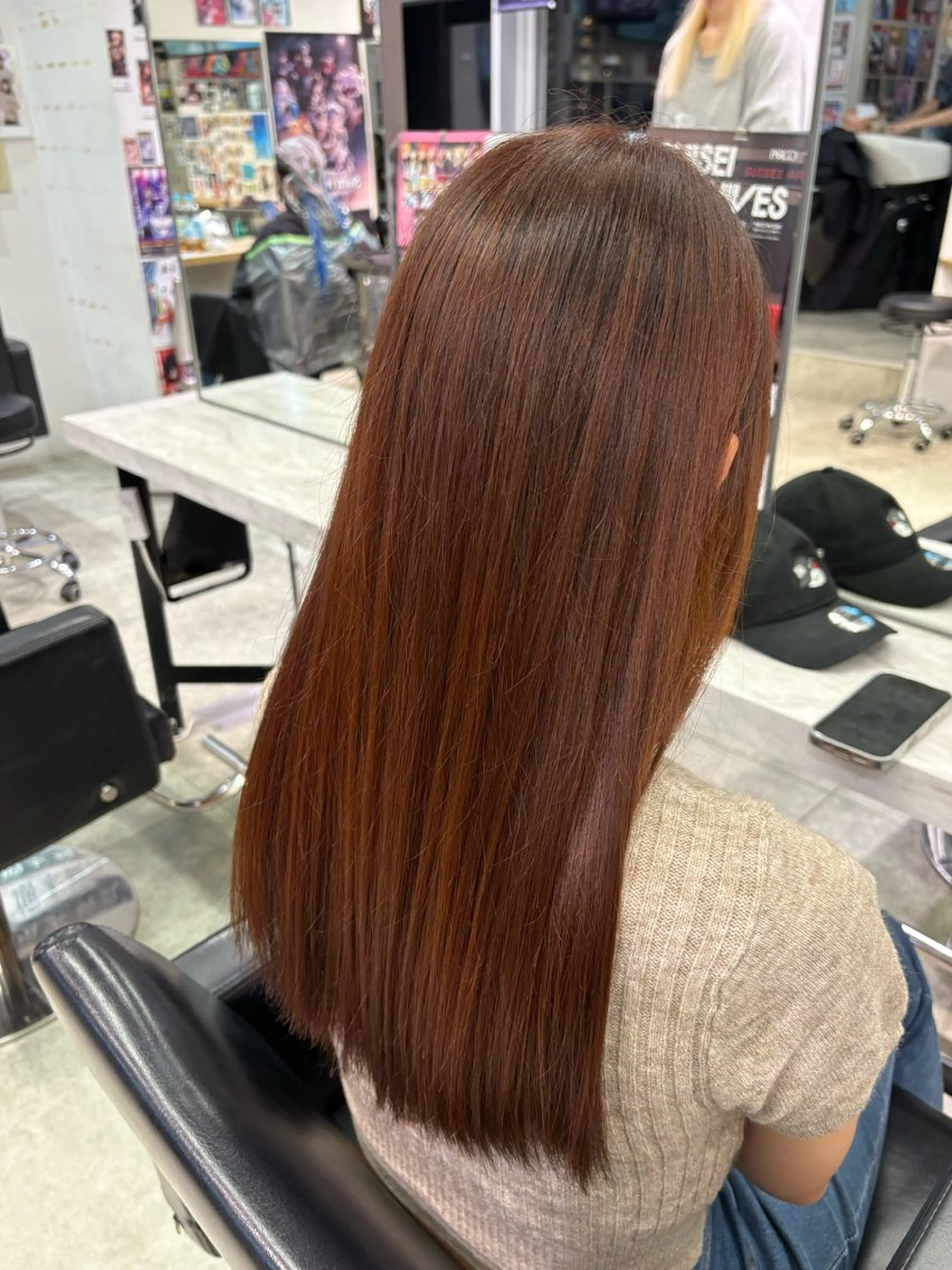 ロング カラー ベージュカラー ブリーチ ボルドーカラー ブラウンカラー 透明感カラー ヘアカラー 推しカラー/ ミクのヘアスタイル
