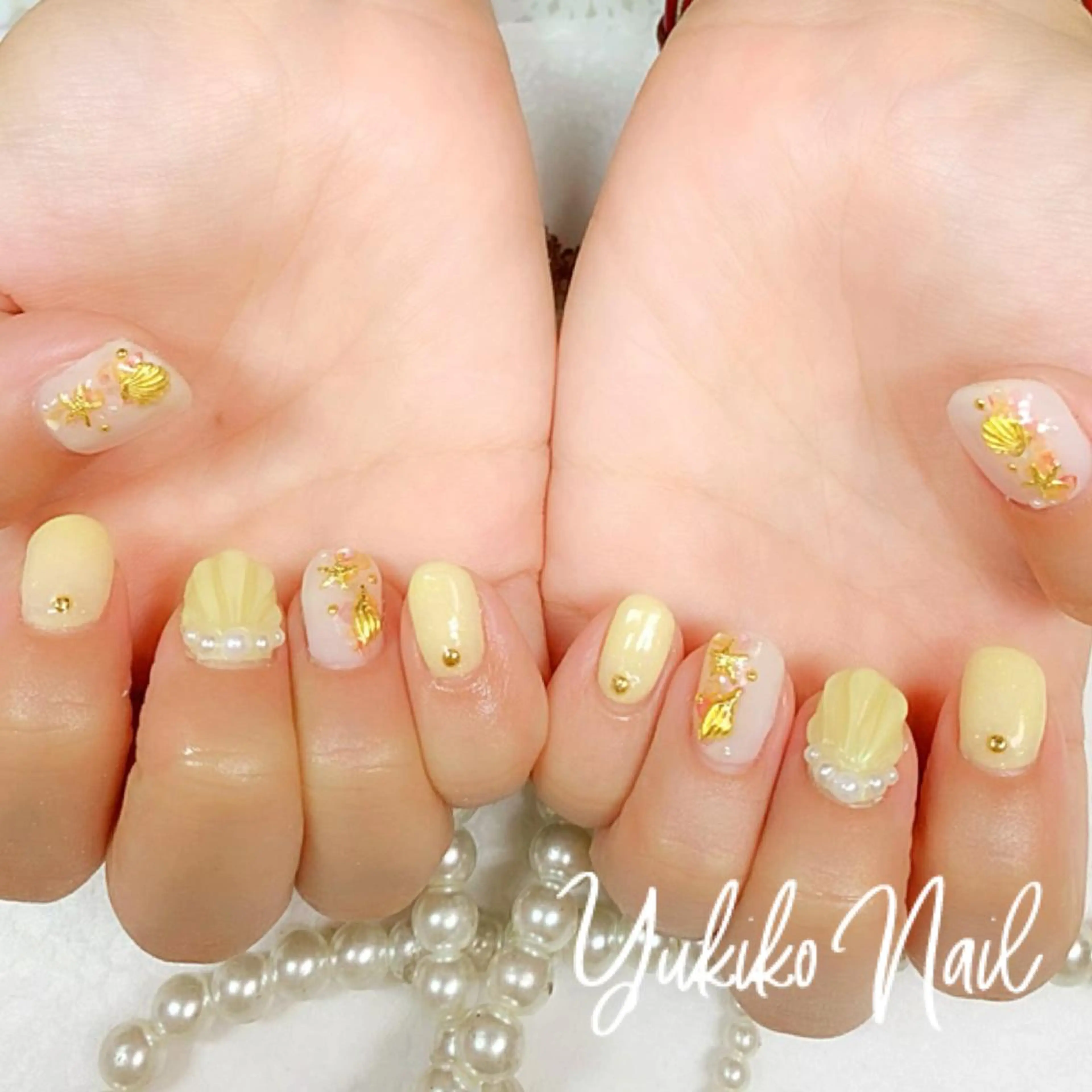 ネイル 黄色 ハンドネイル ユキコ ネイルのネイルデザイン