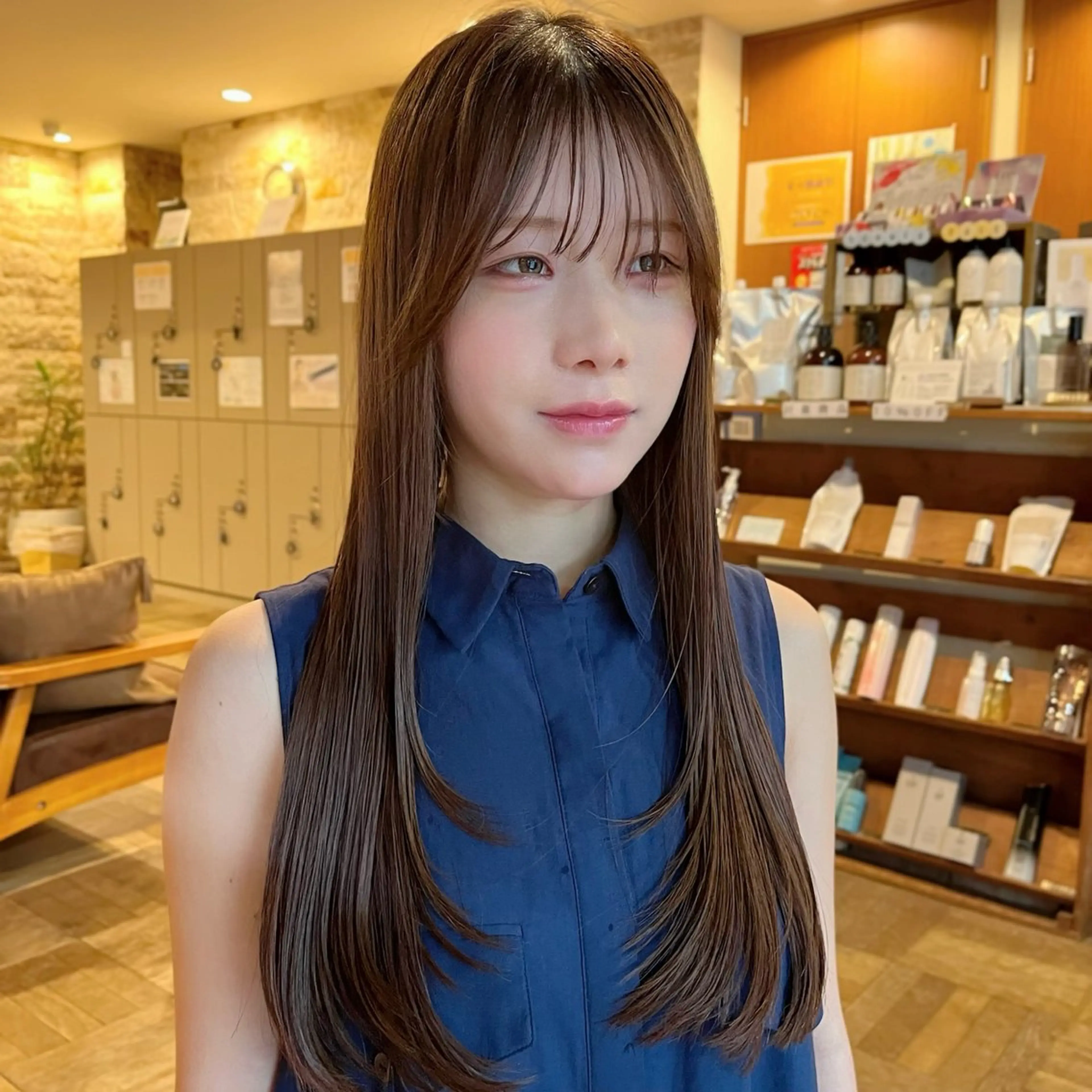 ロング たおちゃん／レイヤー ／透明感カラーのヘアスタイル