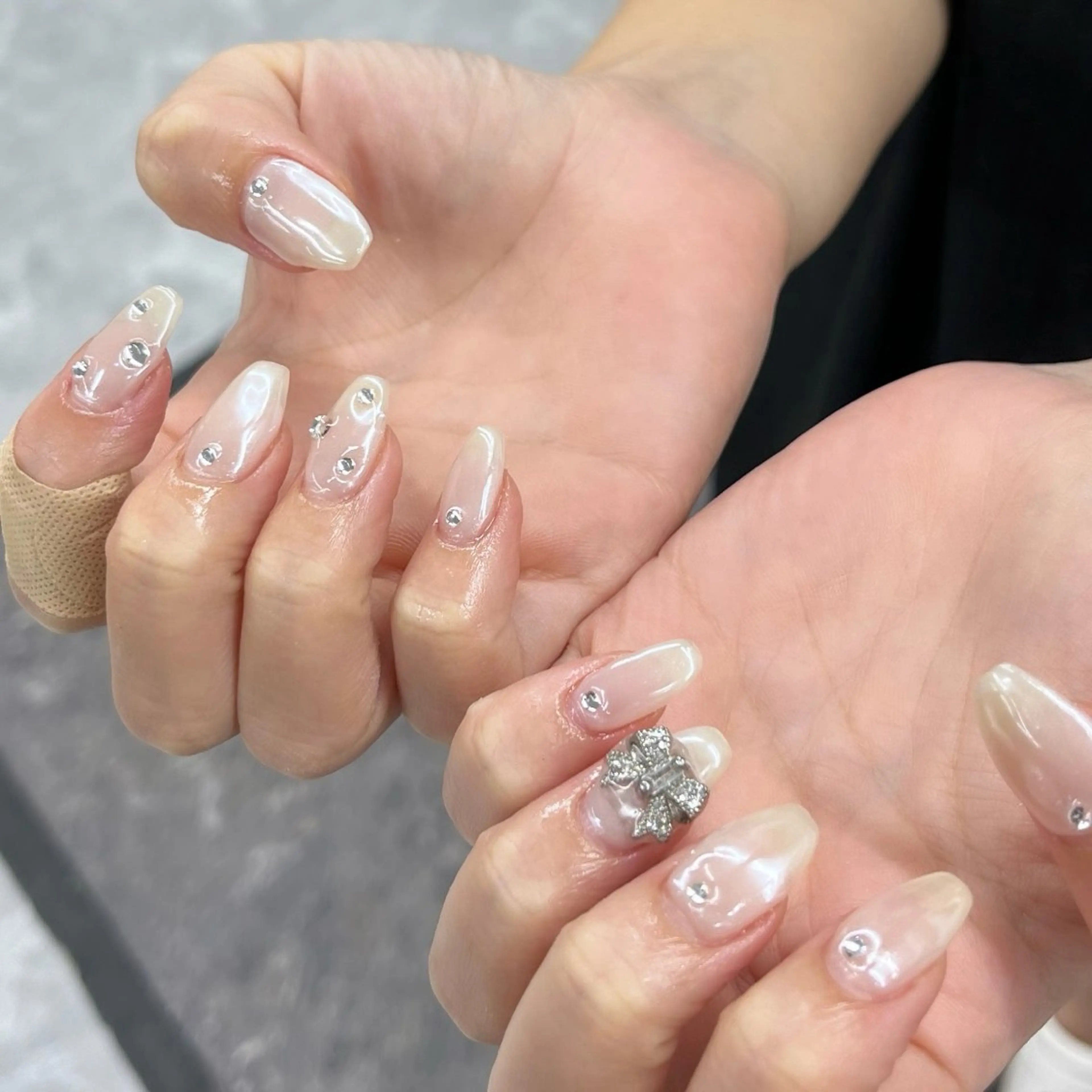 ネイル ハンドネイル フットネイル limo/ kotomiのネイルデザイン