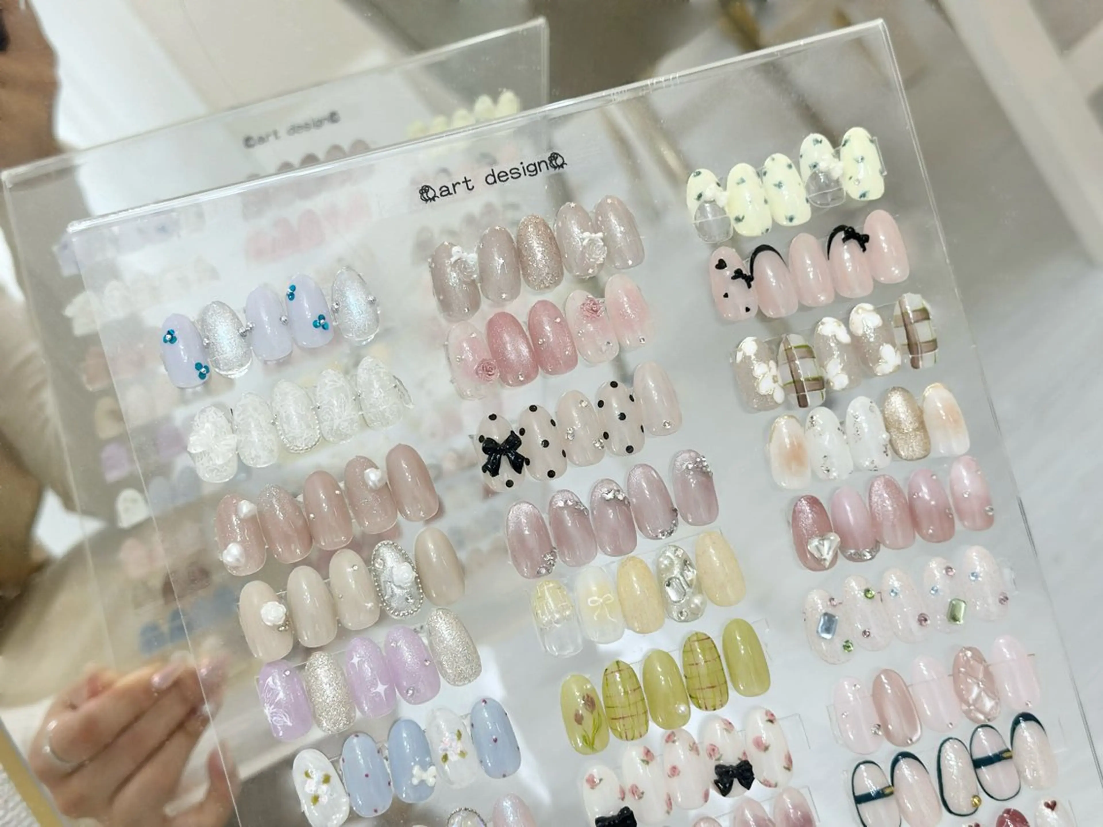ネイル ハンドネイル Elegancia. Hiromiのネイルデザイン
