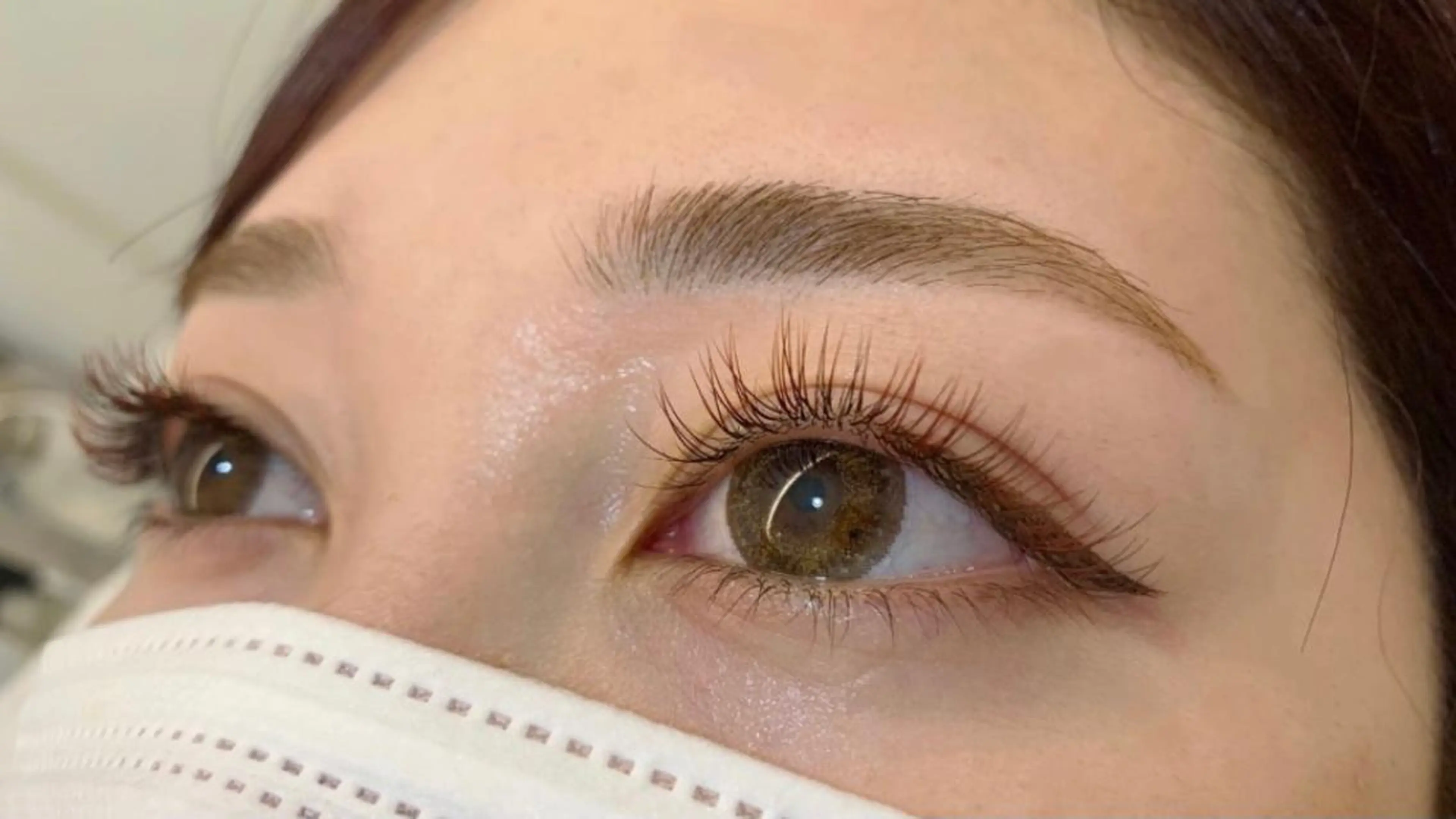 マツエク・マツパ 花房 美咲の眉毛・アイブロウイメージ