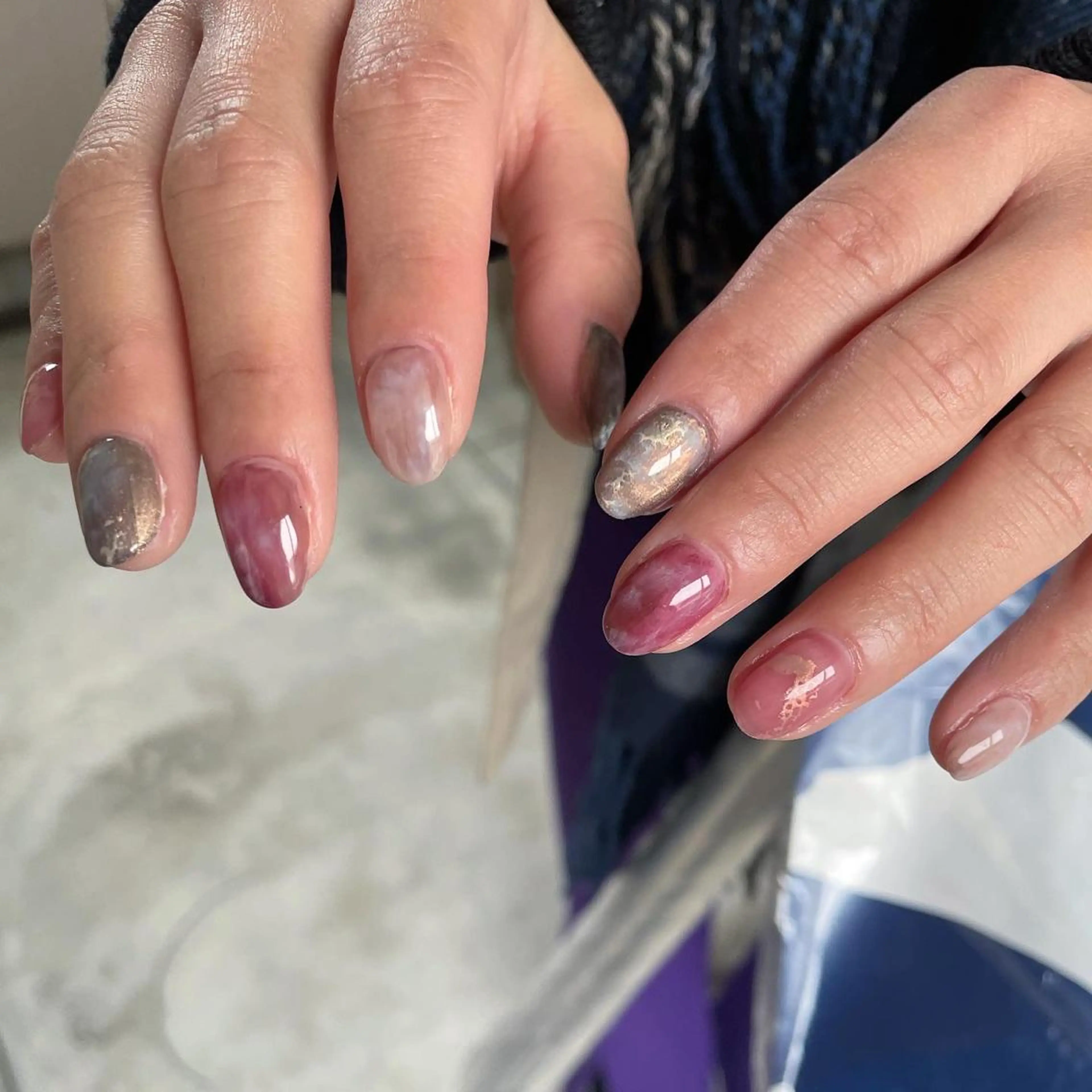 ネイル カジュアル ニュアンスネイル パープル ハンドネイル ハンドケア lylynail YUUKAのネイルデザイン