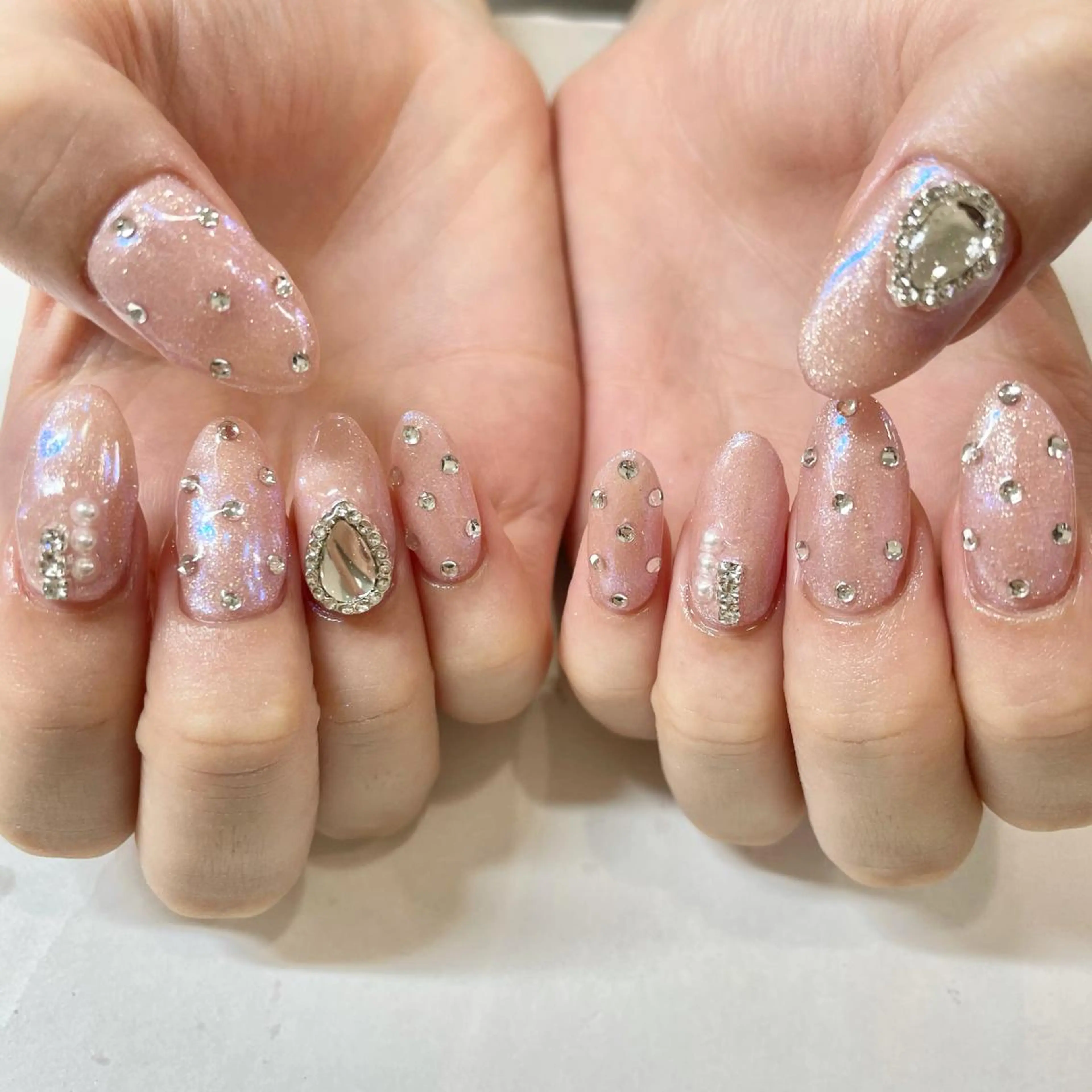 ネイル ドット ストーンネイル 🎀AYAKO 🎀中韓ネイルのネイルデザイン