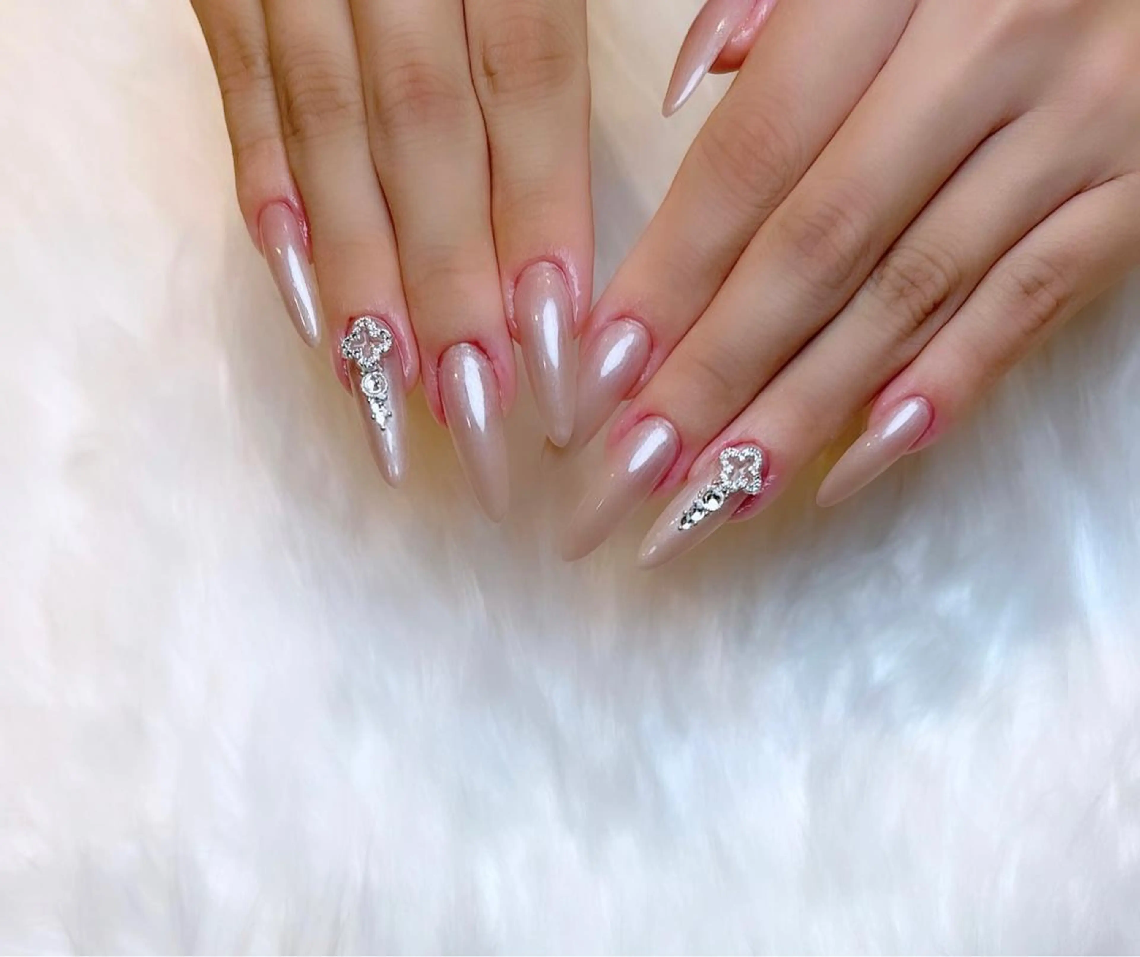 ネイル 長さ出し ロングネイル スカルプネイル ネイルチップ Lino+ ネイル&よもぎ蒸しのネイルデザイン