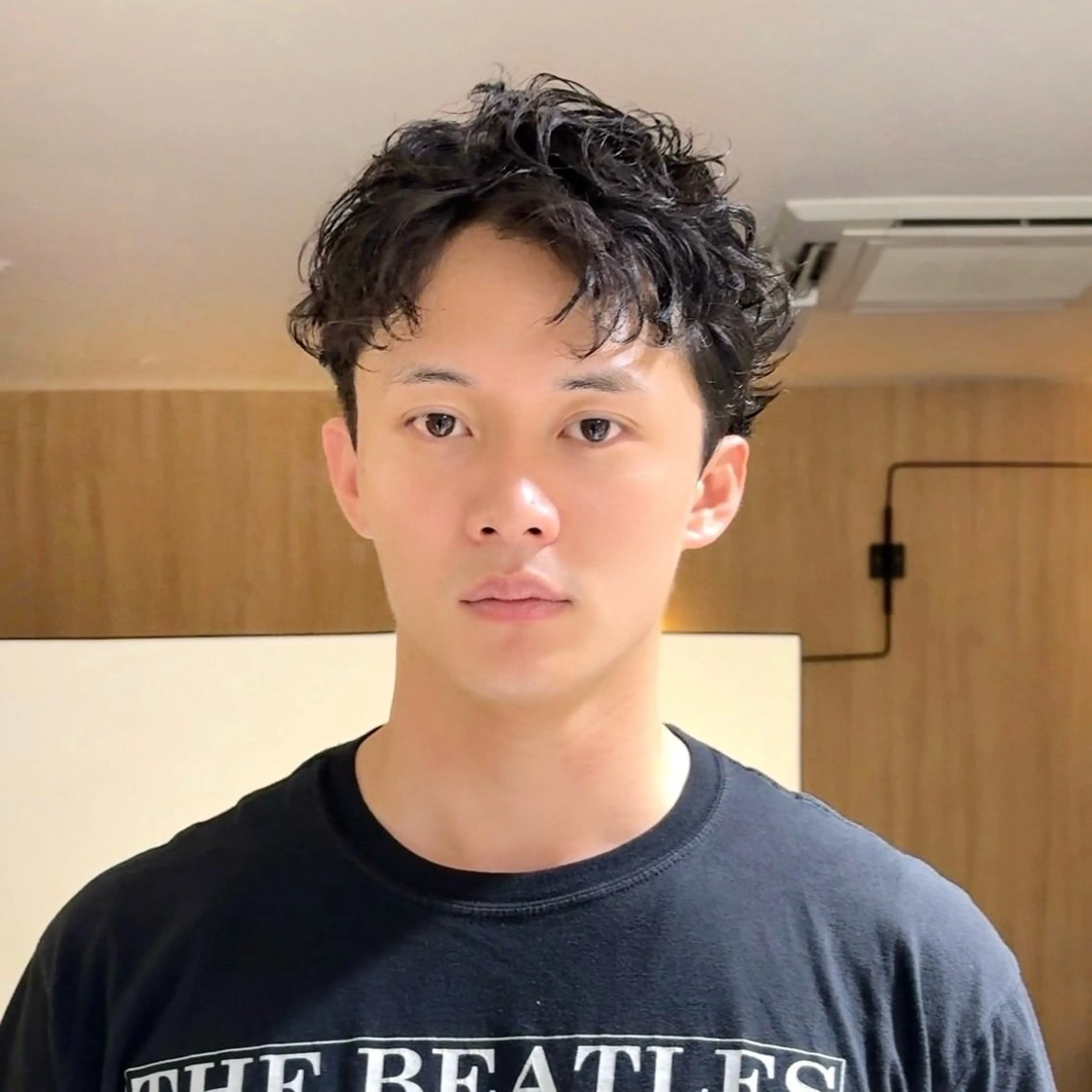 ショート メンズ 小岩 隆樹のヘアスタイル