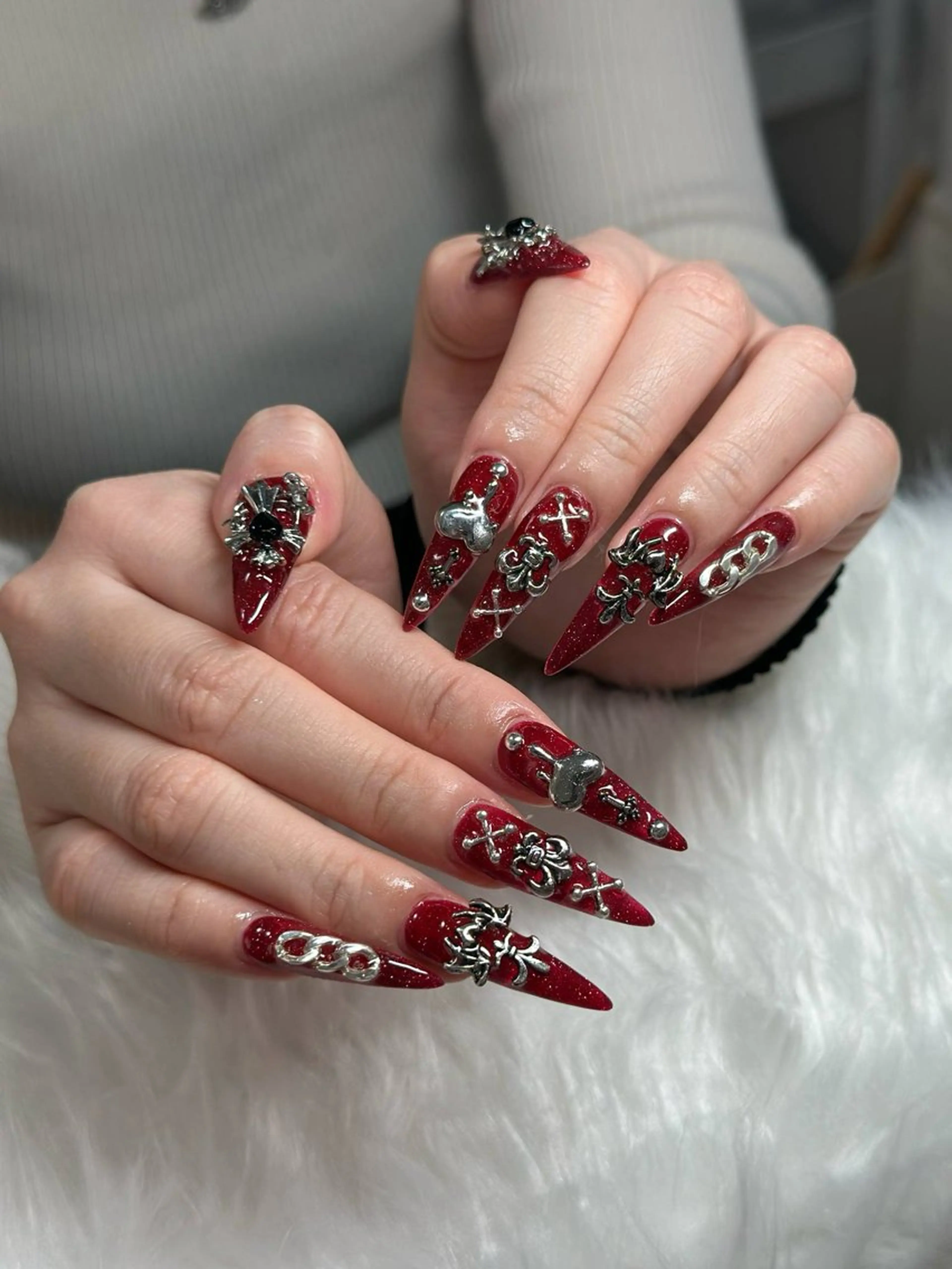 ネイル フレンチネイル ジェルネイル ガラスフレンチ ハロウィン ハート H.baby Nail Salonのネイルデザイン