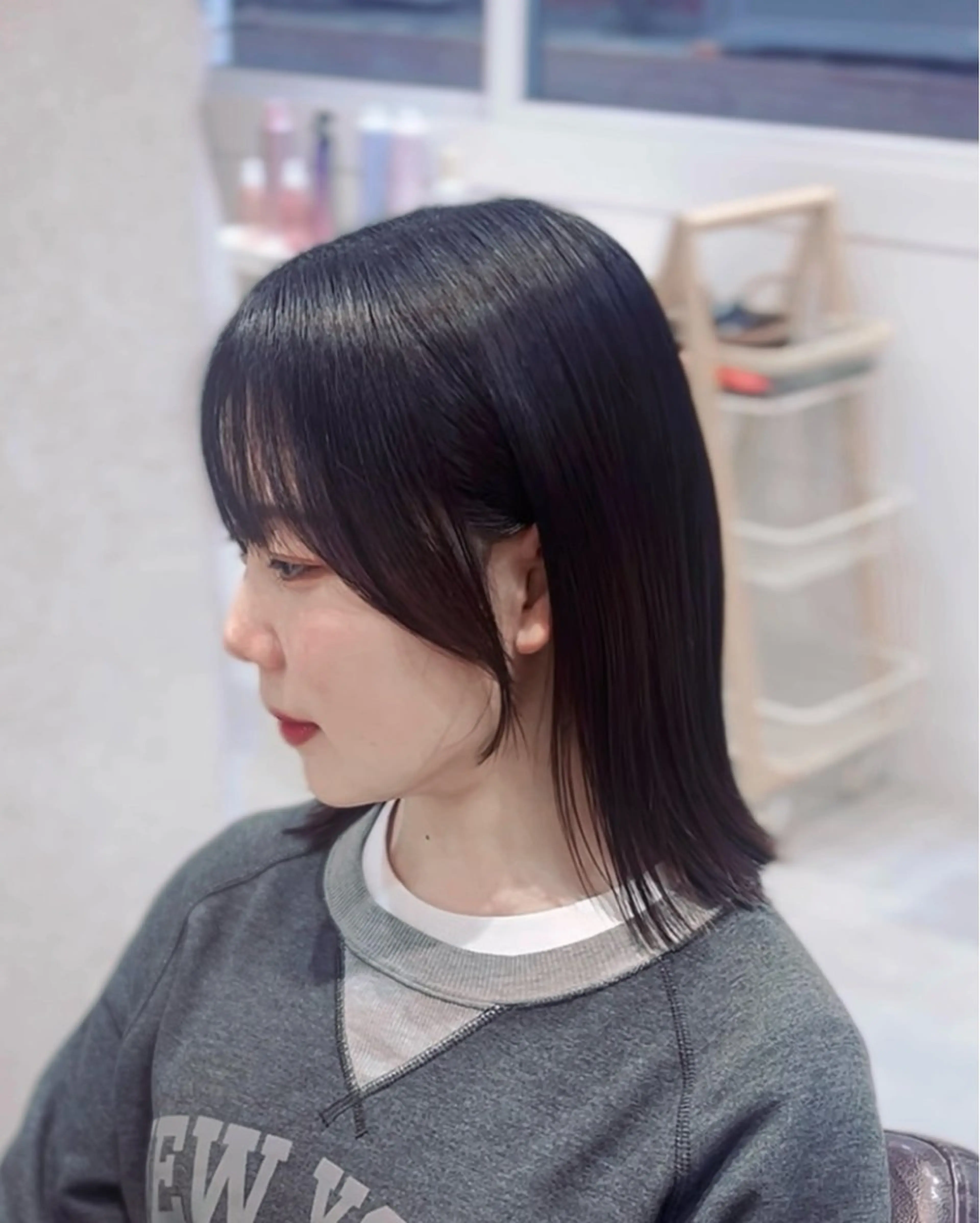 ミディアム カラー suzuka/透明感 /顔周り/美髪矯正のヘアスタイル