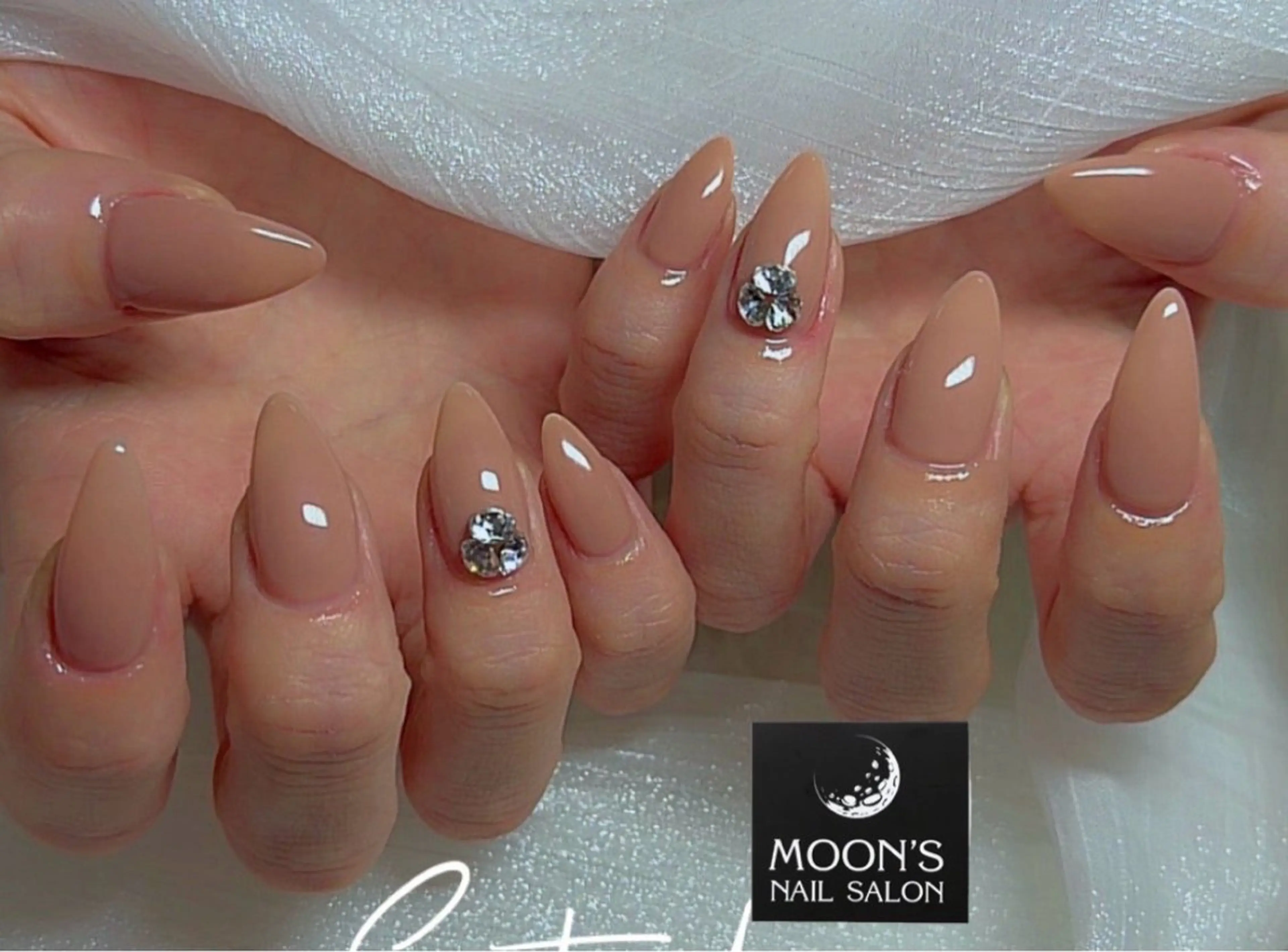 ネイル ハンドネイル shoko🌙 Moonsのネイルデザイン