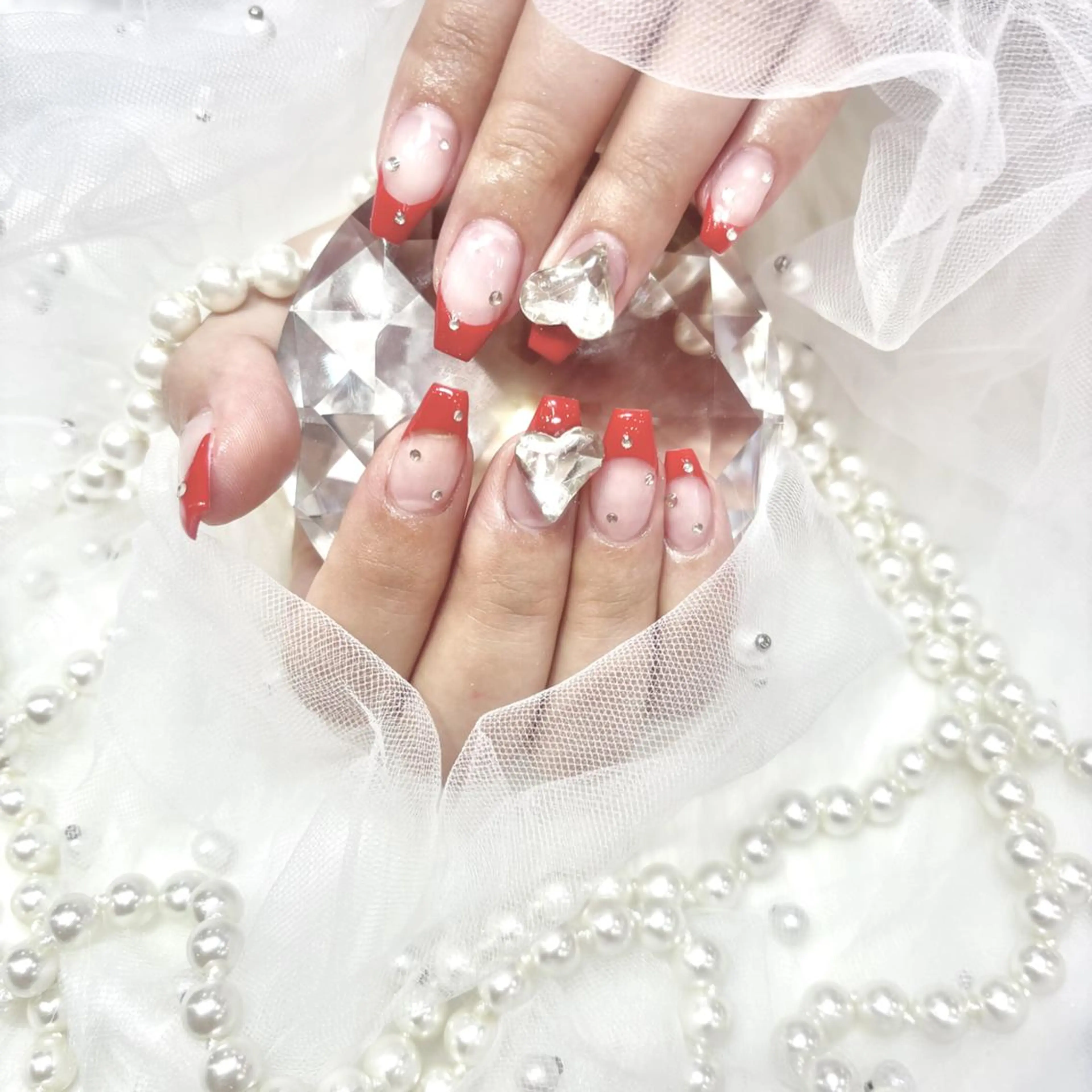 ネイル WISTERIA SAKAEのネイルデザイン