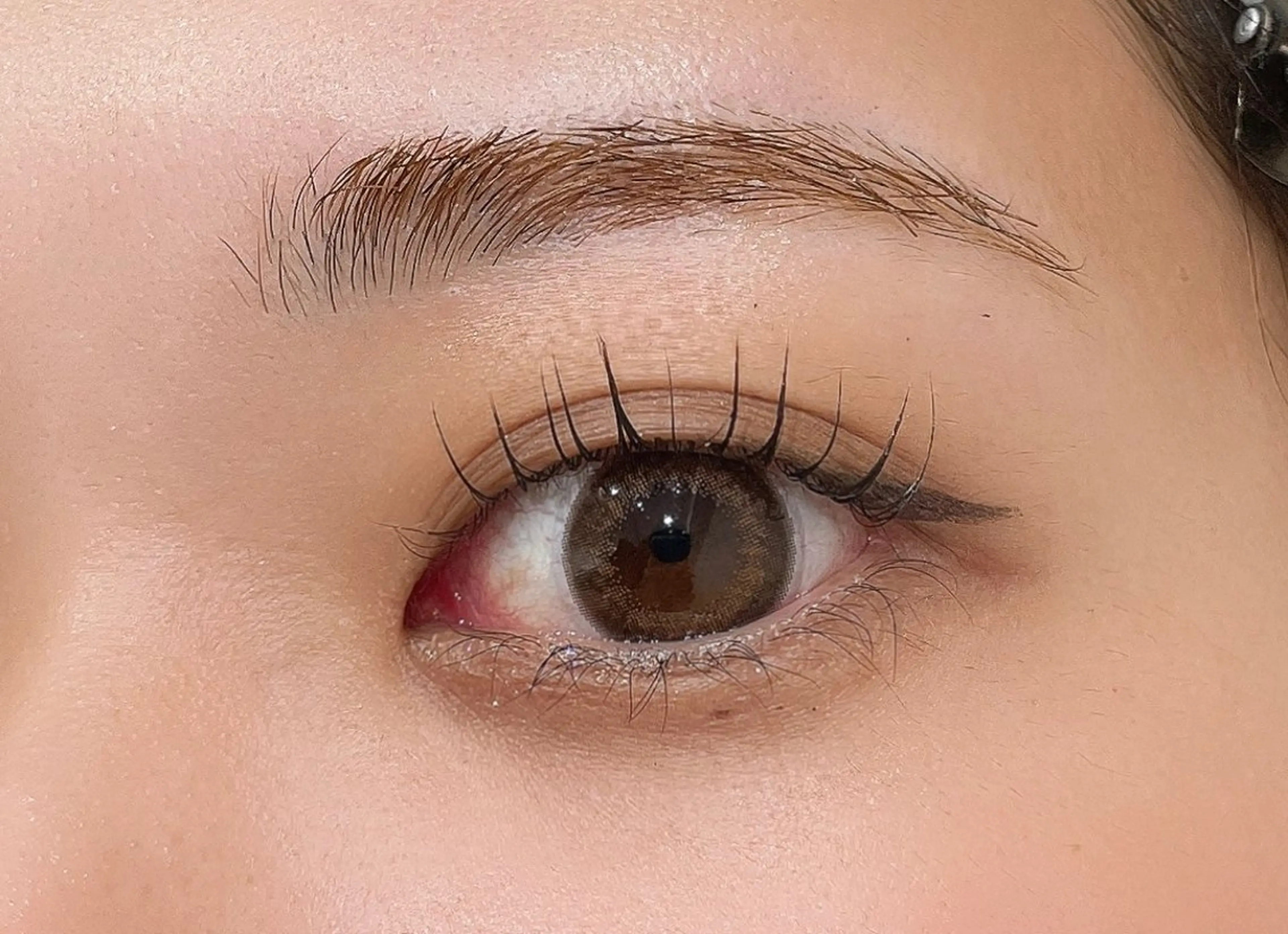 マツエク・マツパ Lカール ワックス脱毛 眉カット その他(アイブロウ) une FEMINの眉毛・アイブロウイメージ