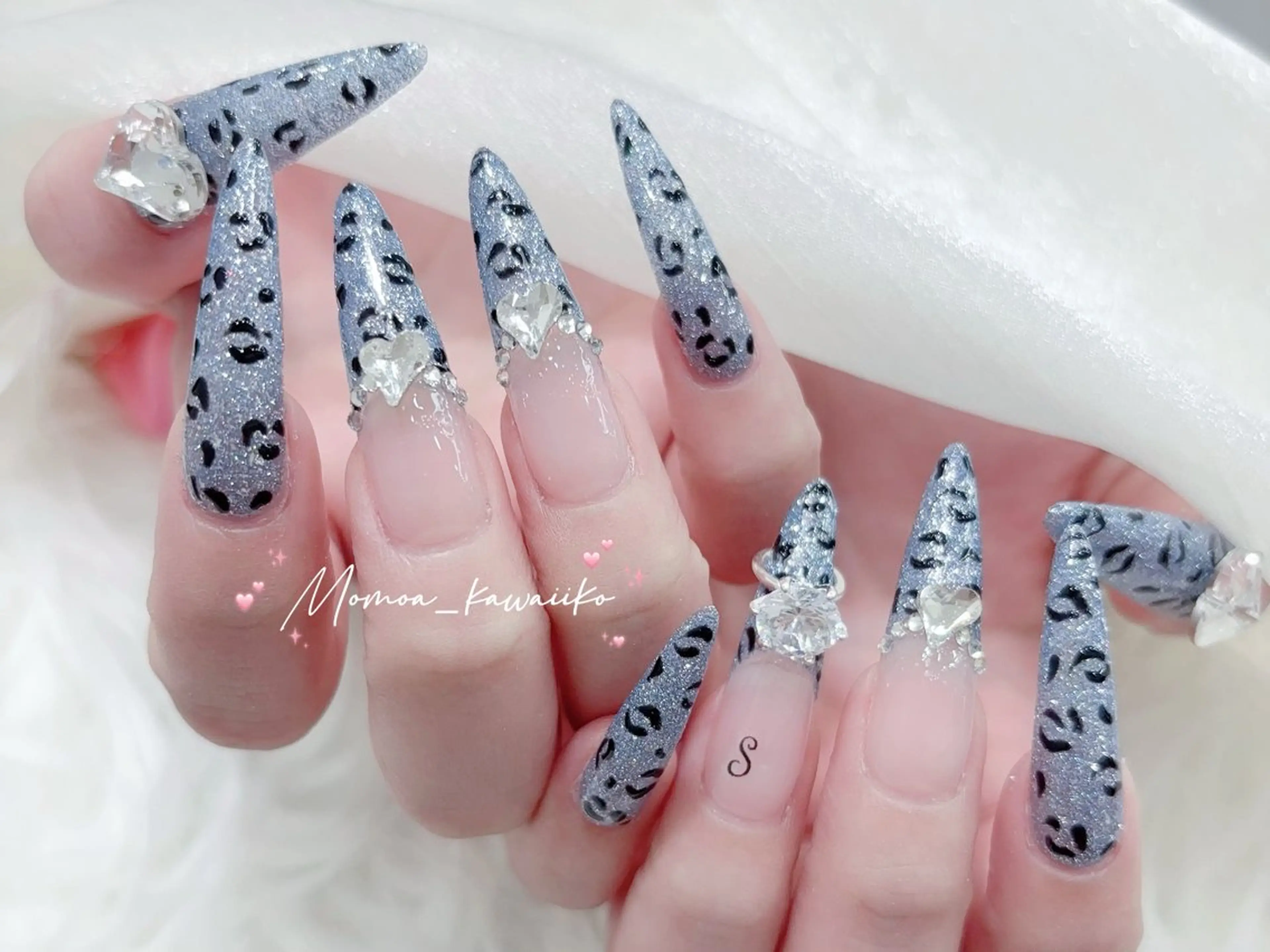 ネイル 成人式 マグネットネイル 大理石ネイル(マーブル) リボン 夏ネイル ハンドネイル MoMoA Nail ネイル長さ出し専門店のネイルデザイン