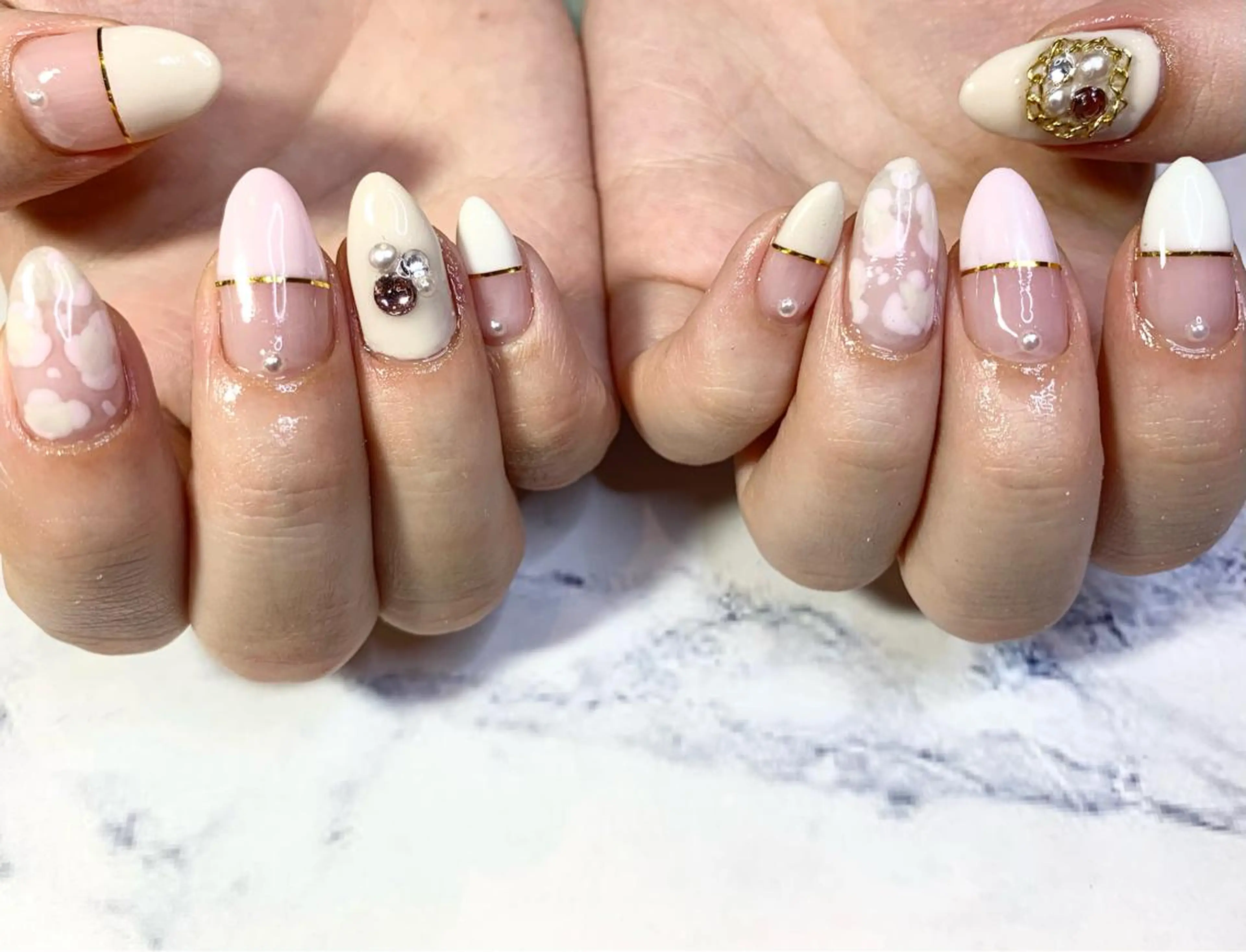 ネイル ハンドネイル フットネイル Adite nailのネイルデザイン