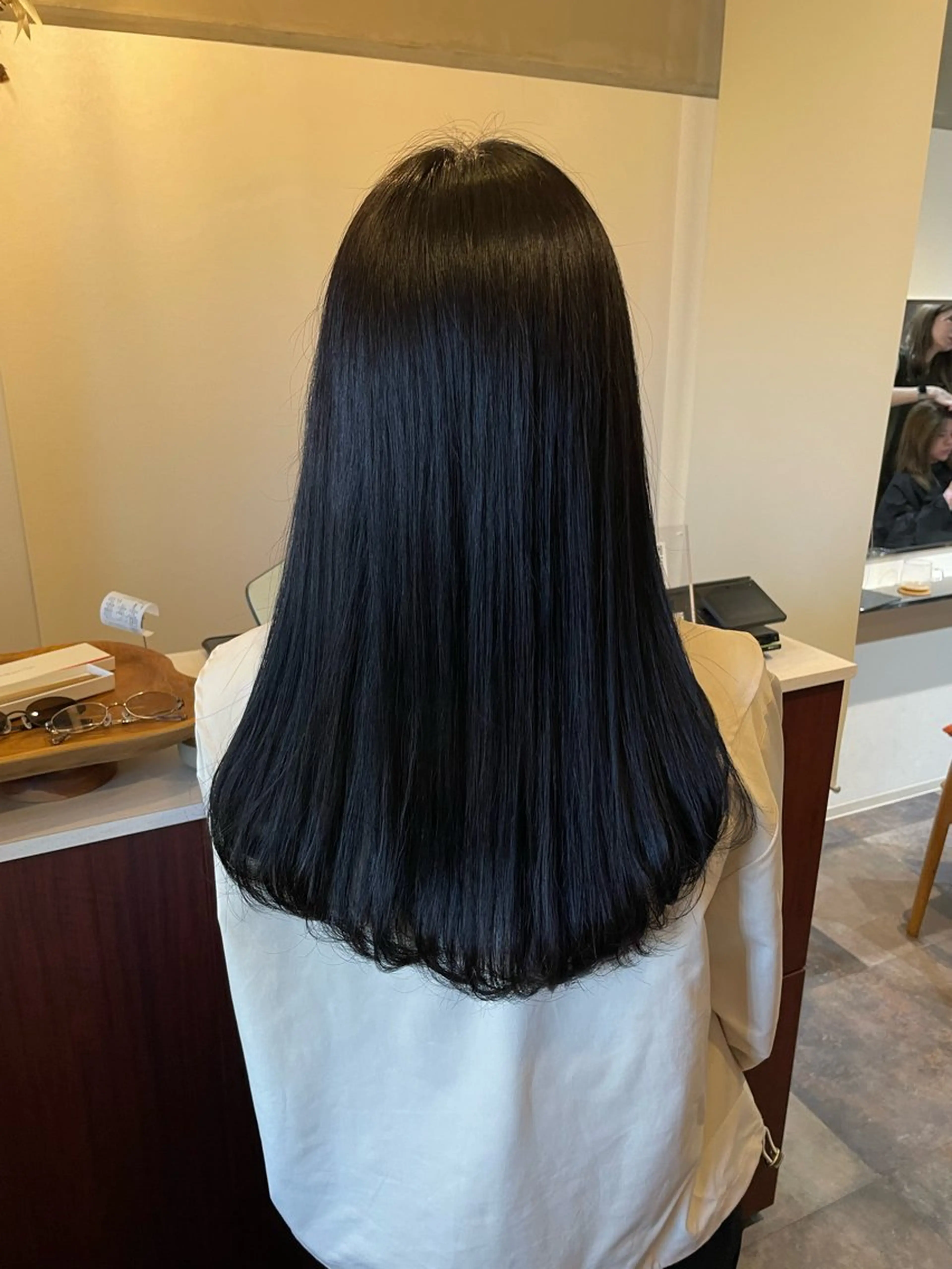 ロング カラー 土川 陽菜のヘアスタイル