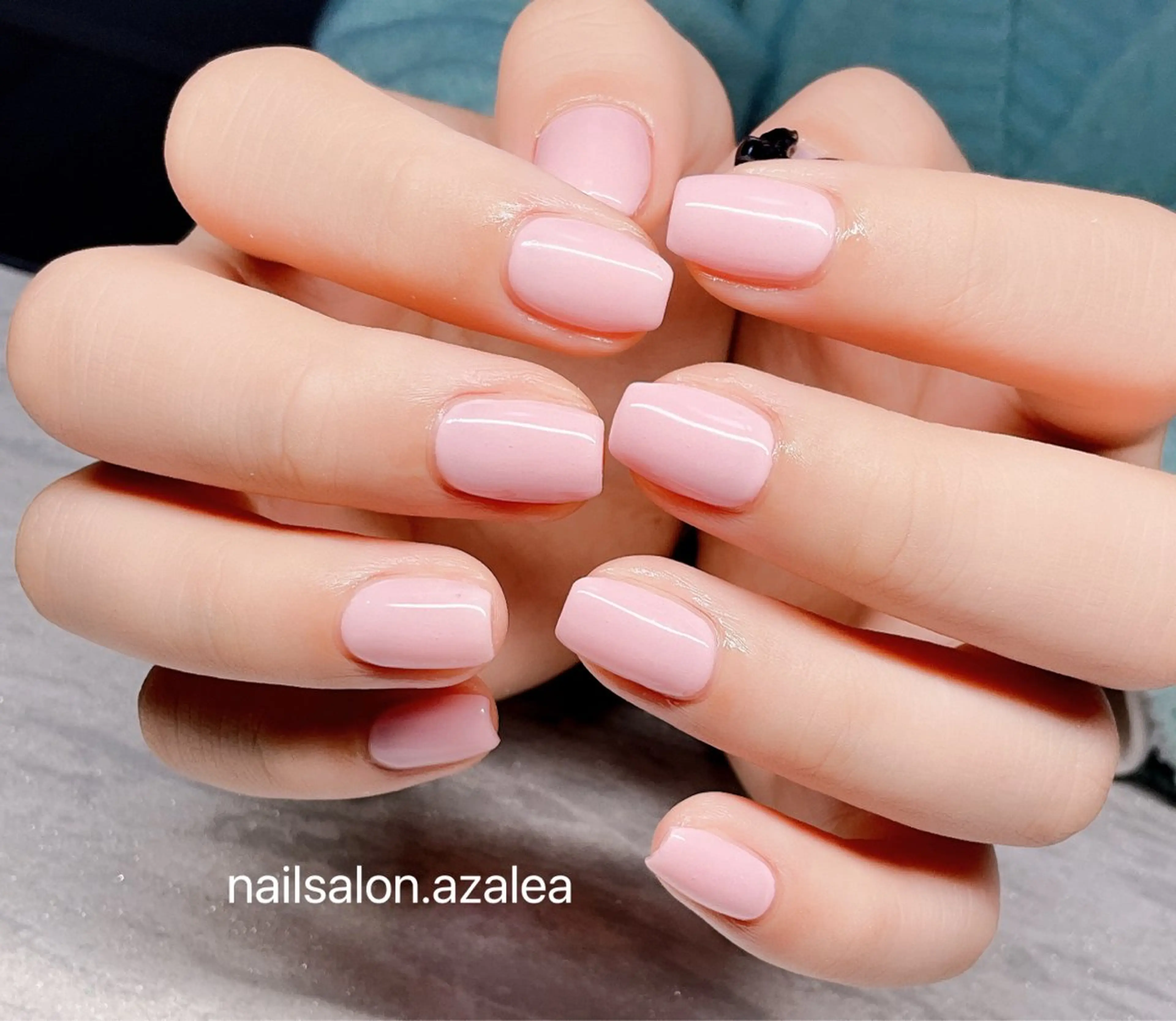 ネイル ハンドネイル R inのネイルデザイン