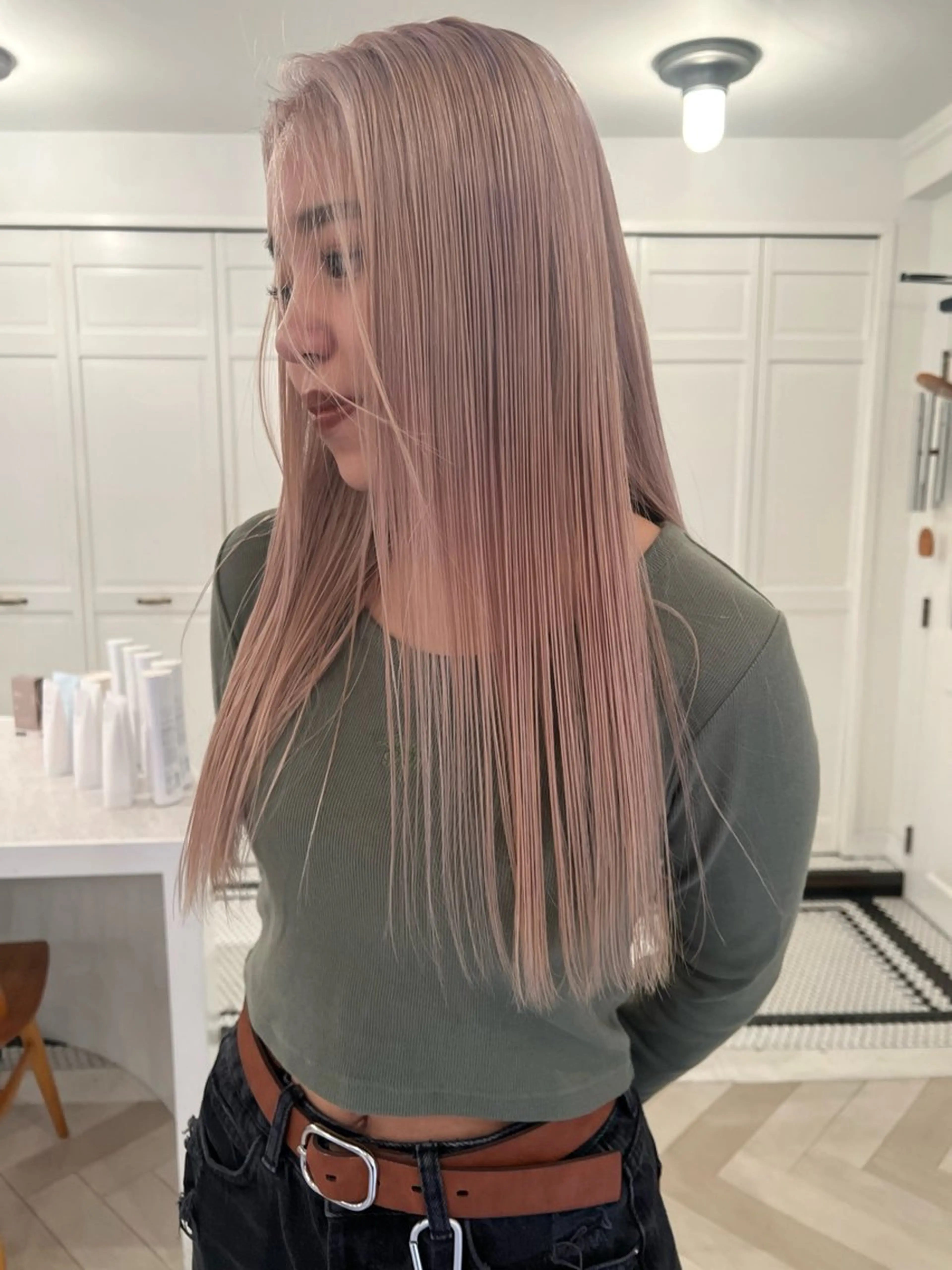 カラー ヘアカラー ブリーチカラー🎀 韓国風/寺門美優のヘアスタイル