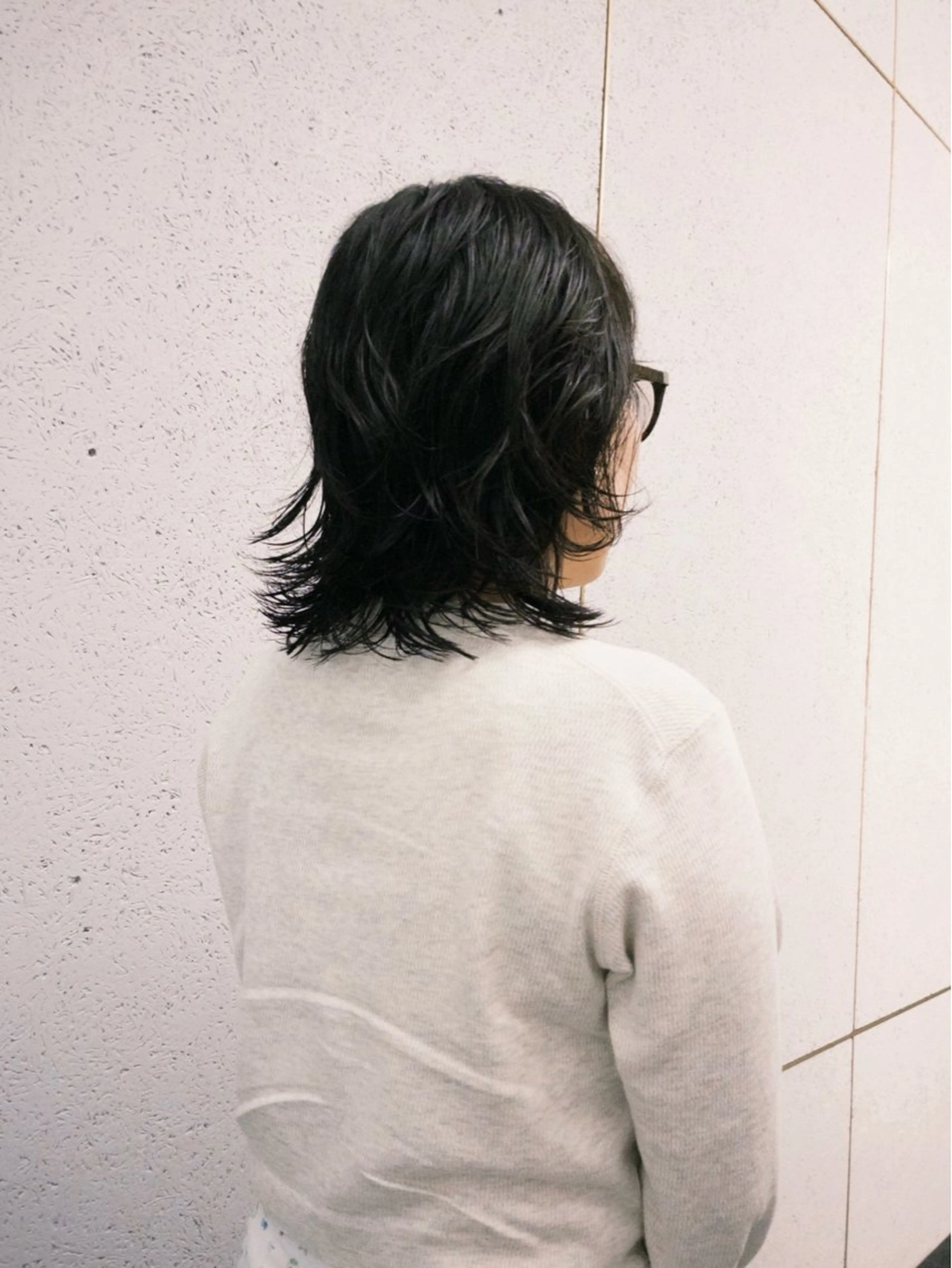 ミディアム パーマ カット パーマ トリートメント イヌイ フウコのヘアスタイル