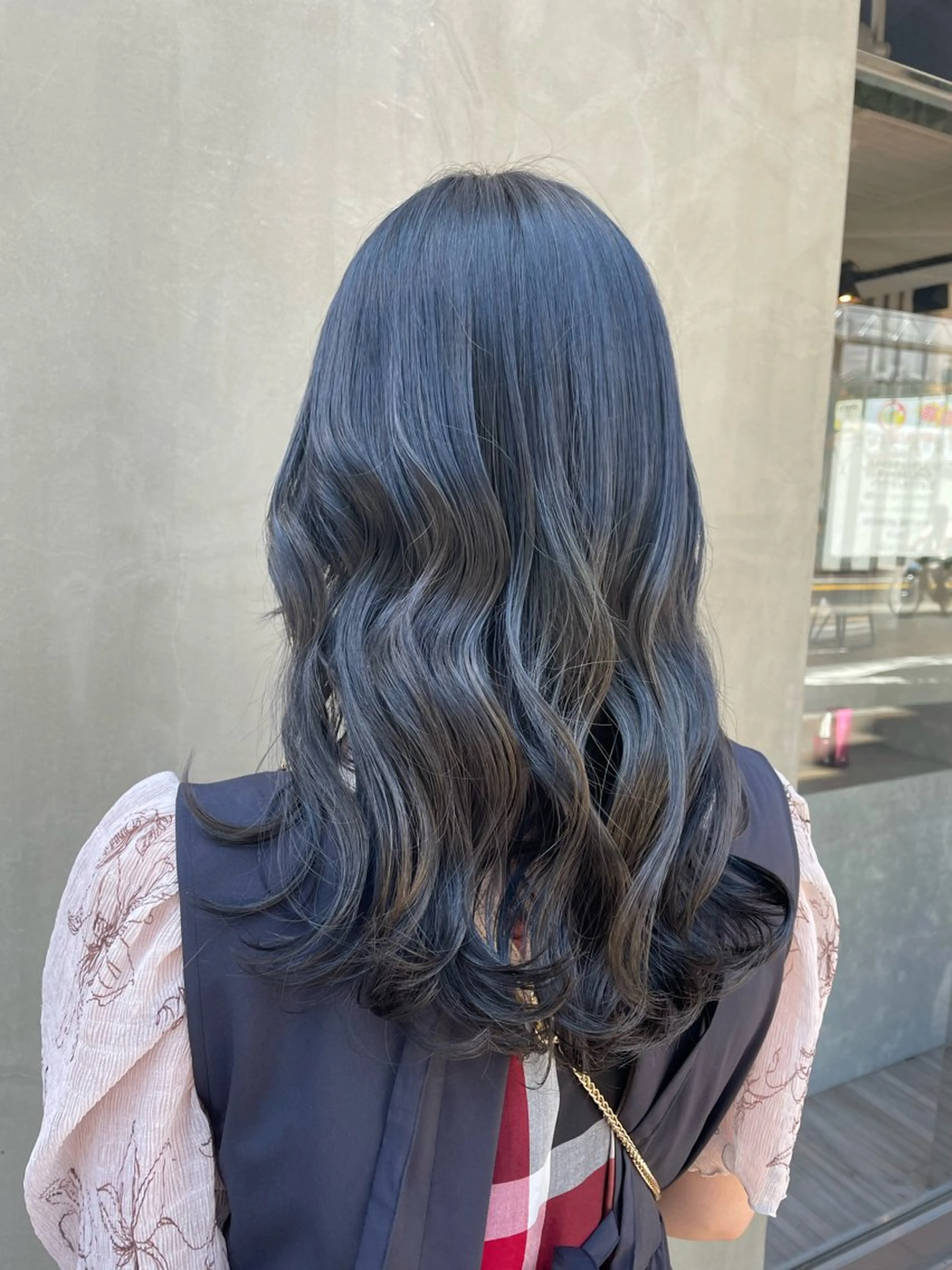 セミロング カット ヘアカラー VISAGE ba.sk 金子詩帆のヘアスタイル
