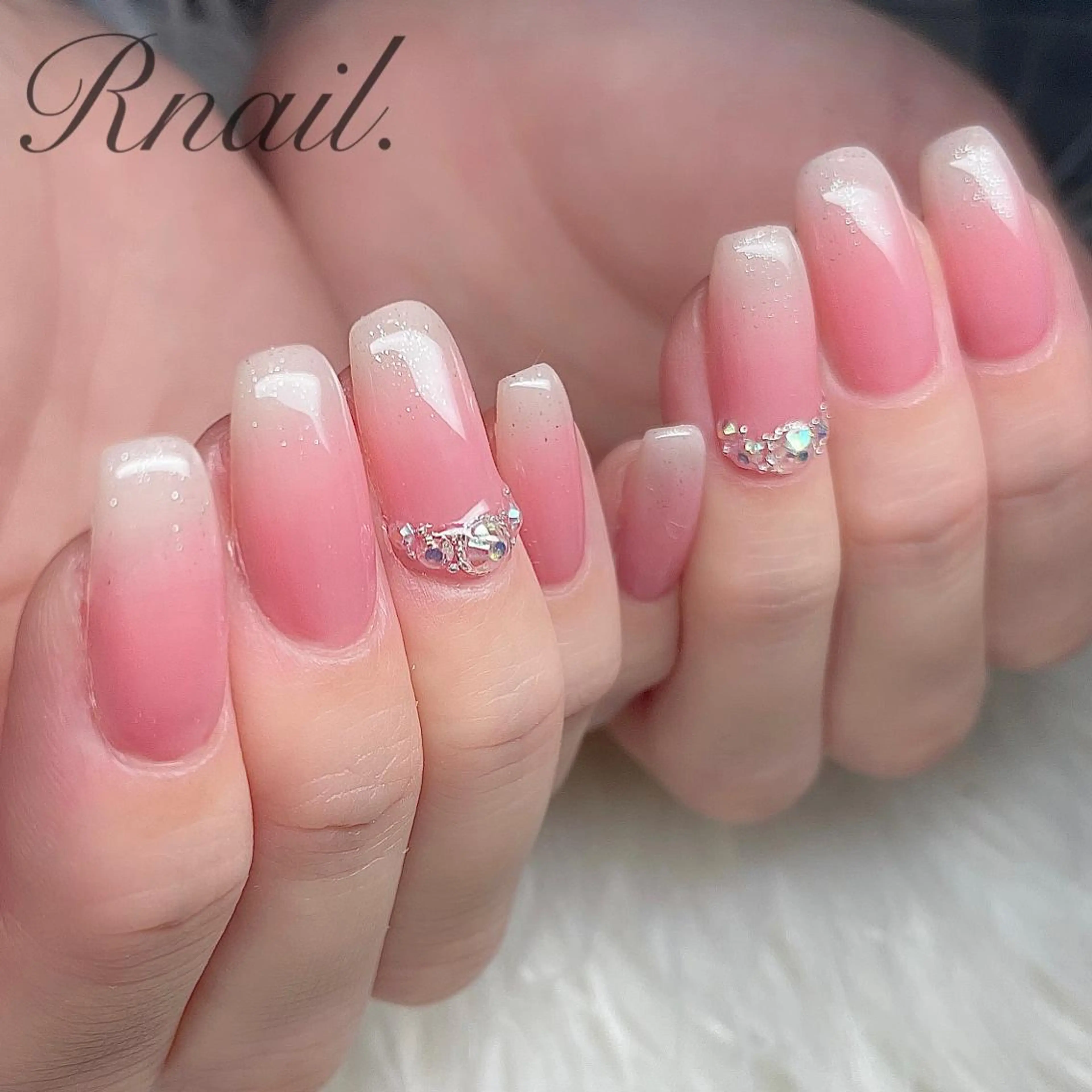 maogel 花びらネイル（オフ、ケア込み）の写真