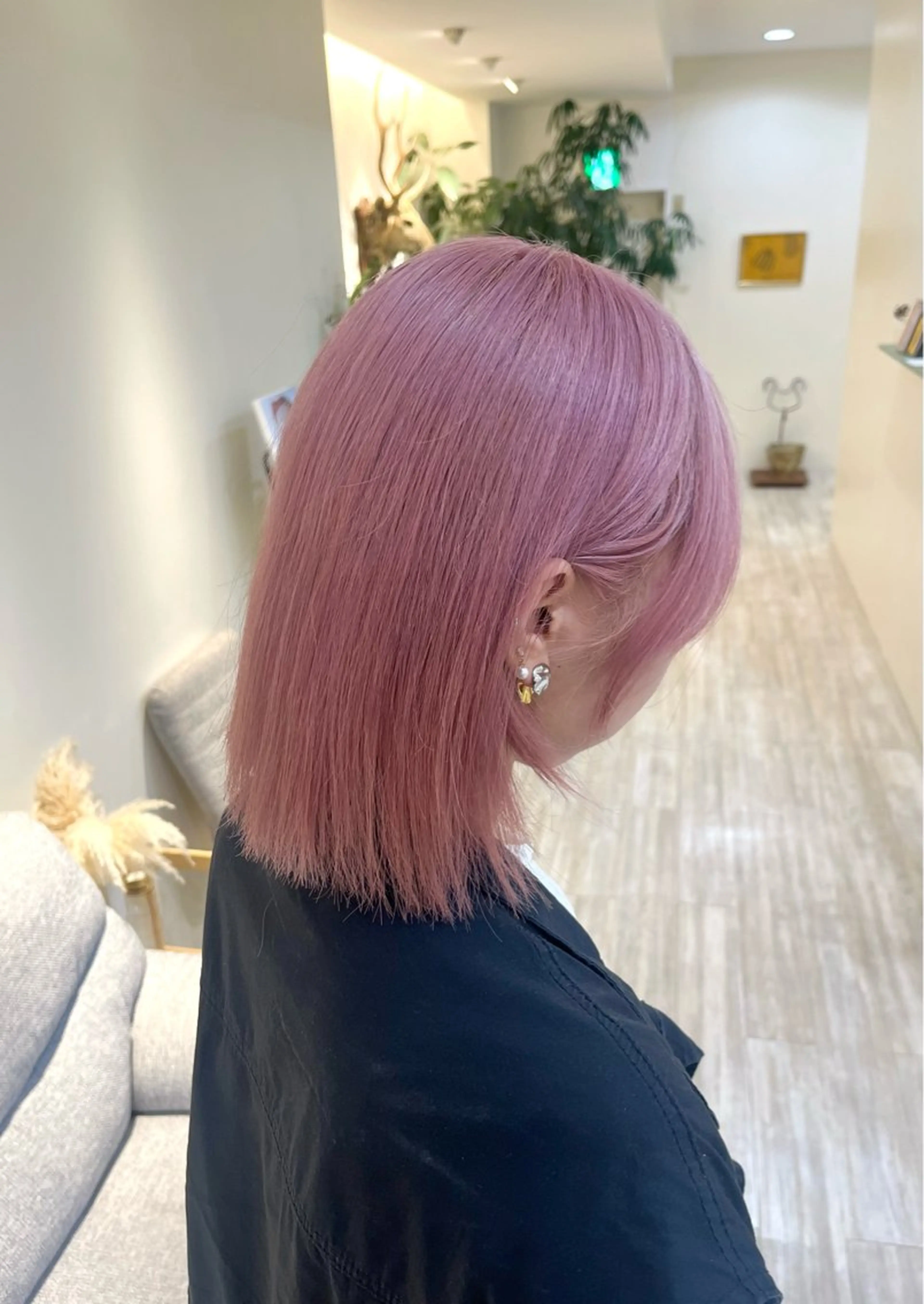 ミディアム カラー つぼみ/パーマ ／レイヤー／ボブのヘアスタイル