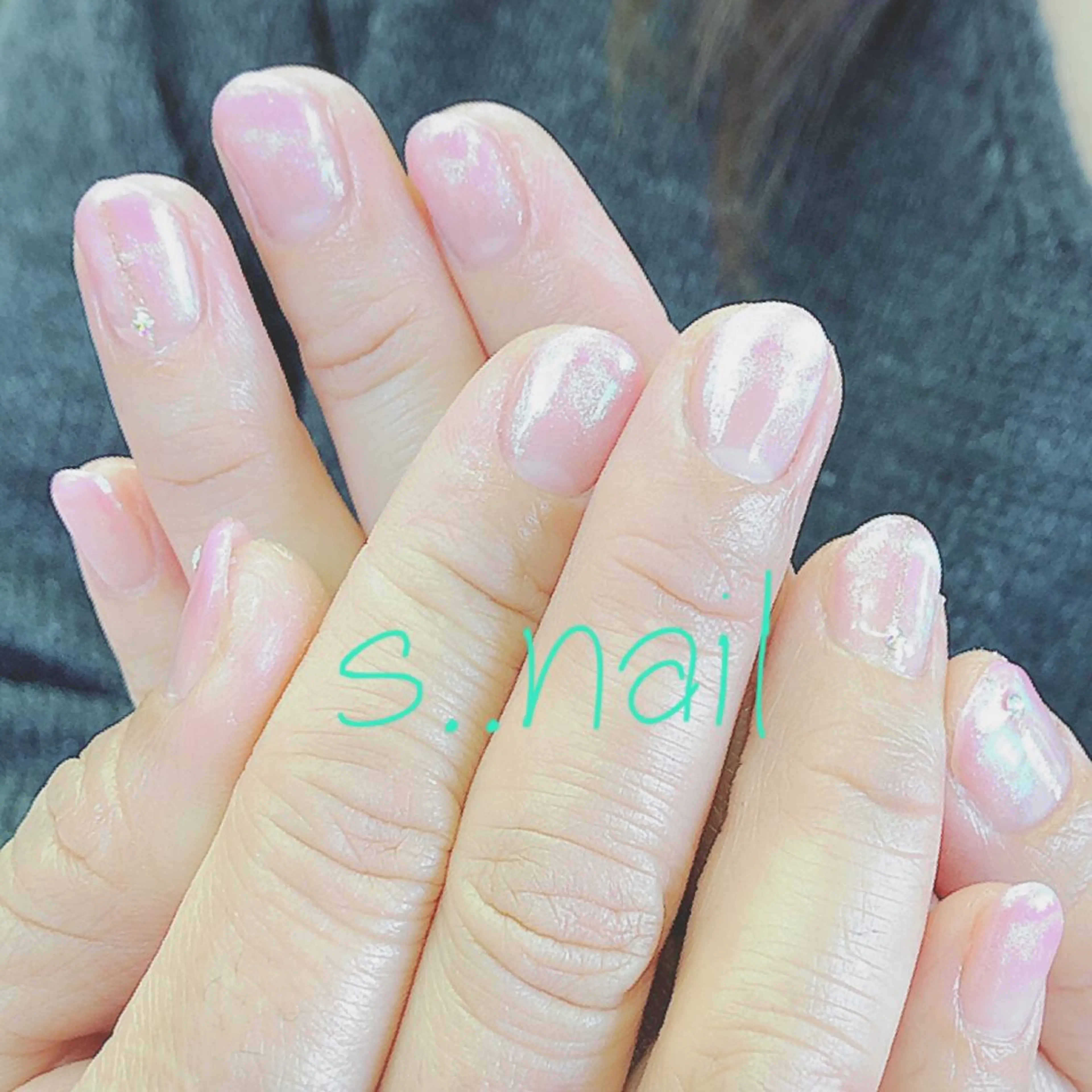ネイル オーロラネイル ピンク ハンドネイル フットネイル s..nail / MORITAのネイルデザイン
