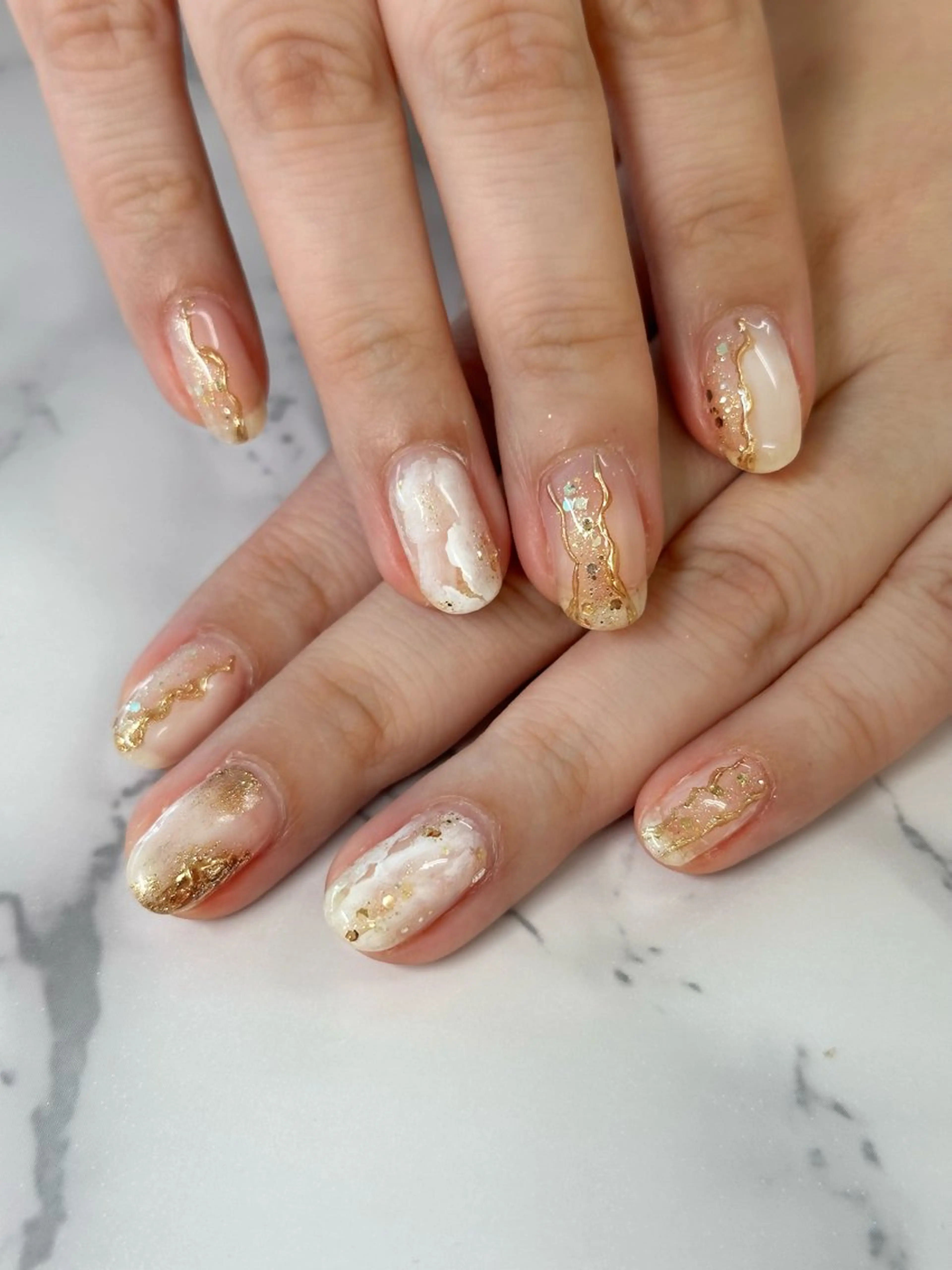 ネイル salon iris 🦋北広島市大曲のネイルデザイン