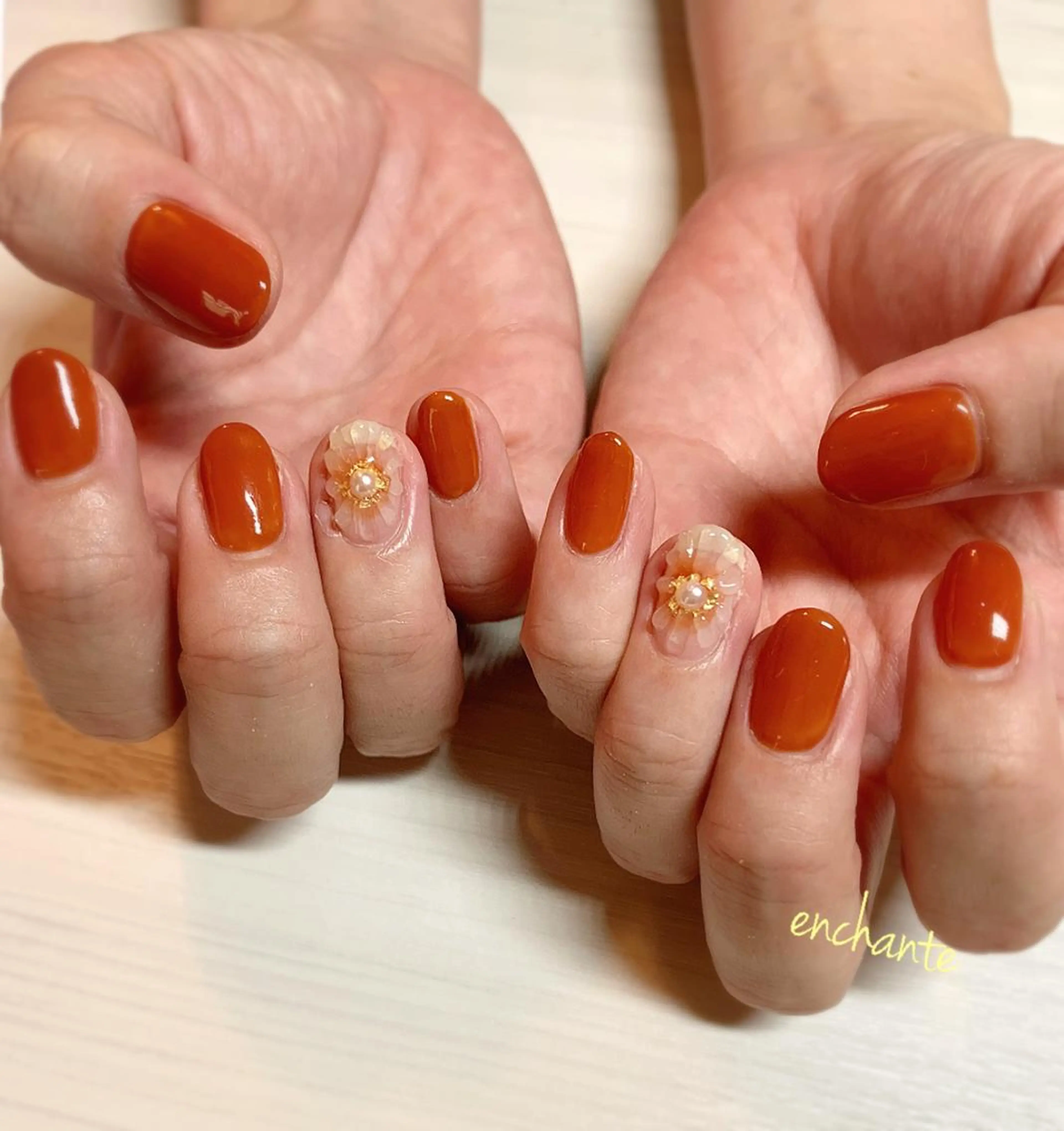 ネイル アンシャンテ所属・enchante 自由が丘のマツエク・マツパデザイン