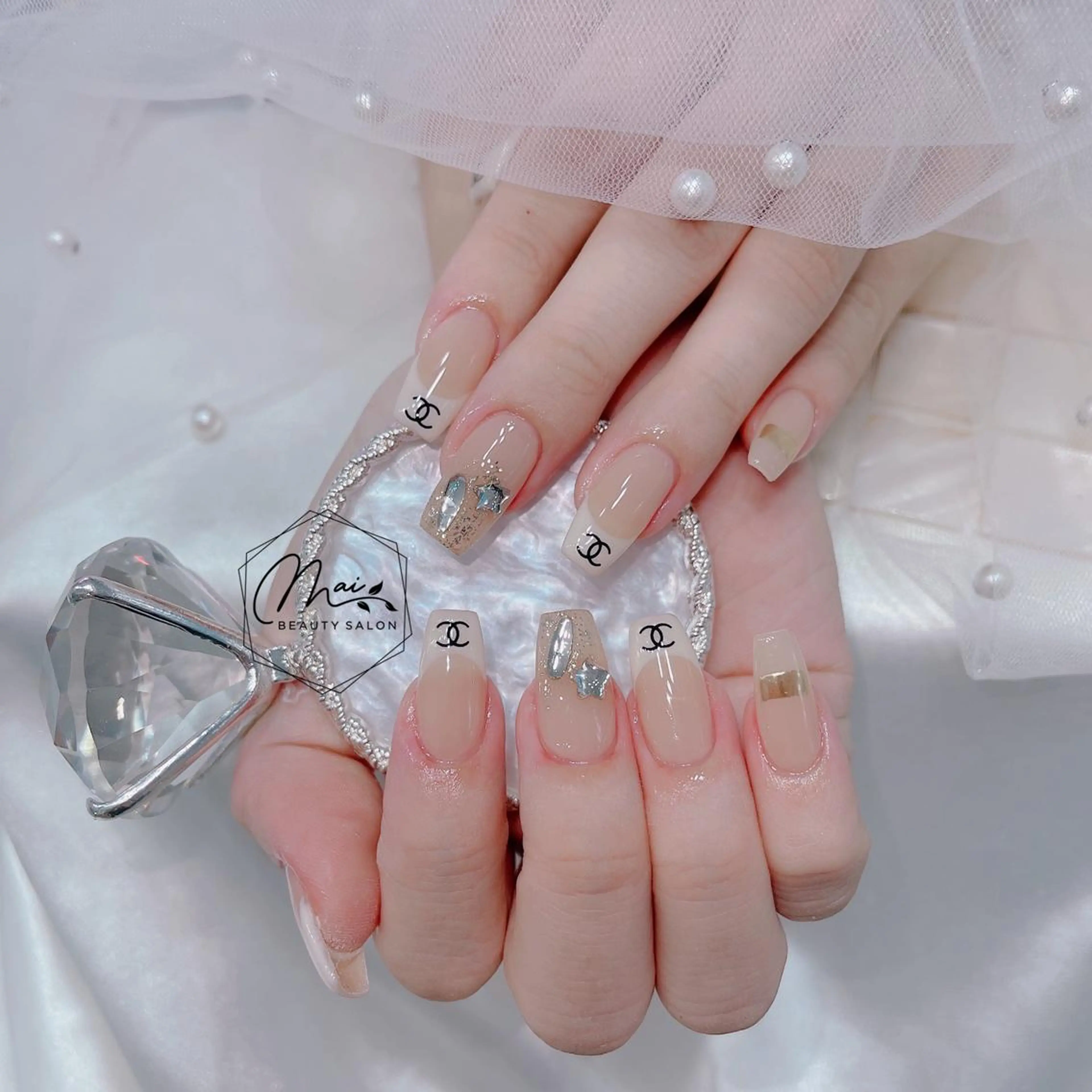 ネイル フットネイル ジェルネイル マグネットネイル パラジェル ワンホンネイル MaiBeauty Niのネイルデザイン