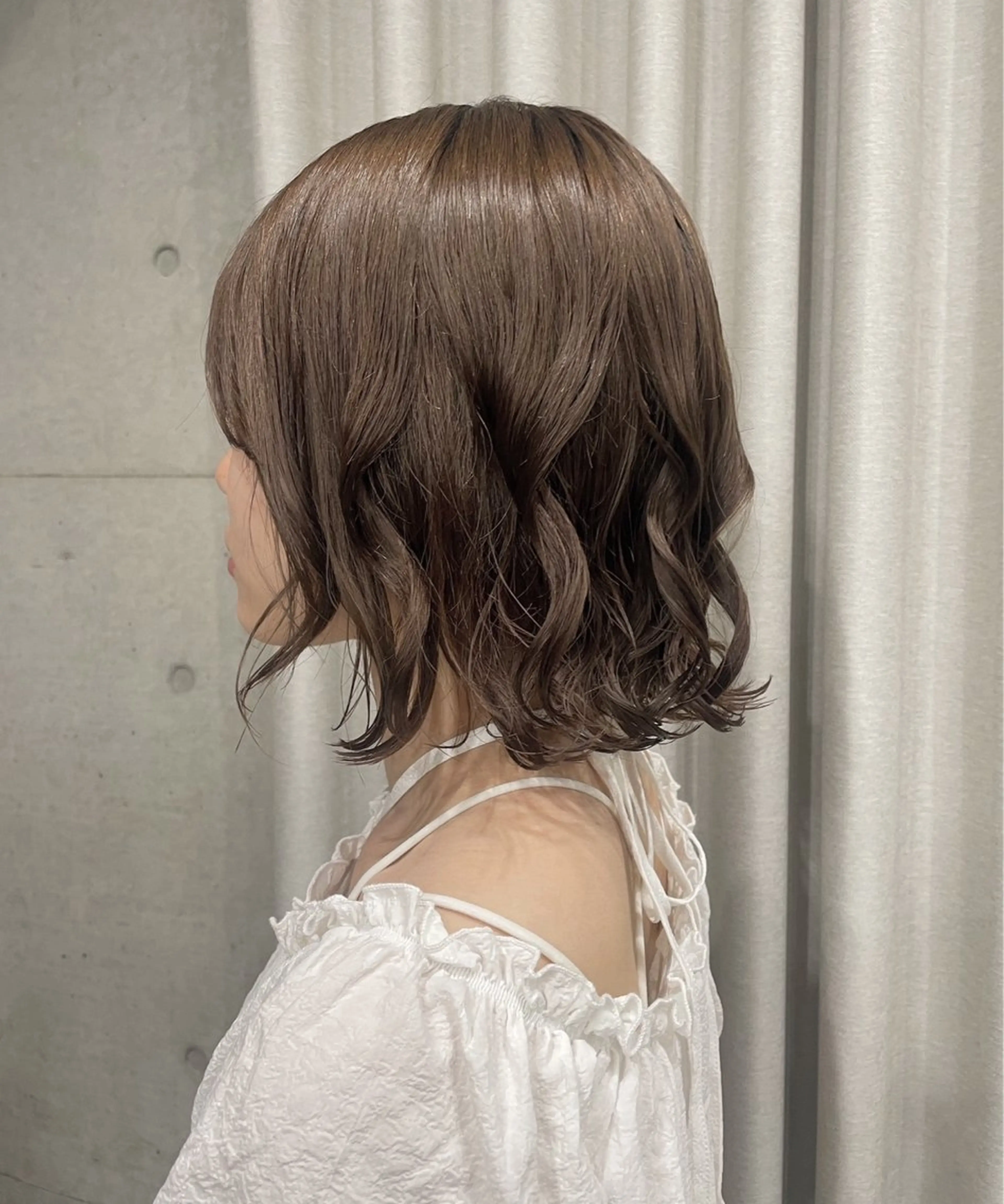 ミディアム パーマ ショートボブ/ ウルフ/表参道のヘアスタイル