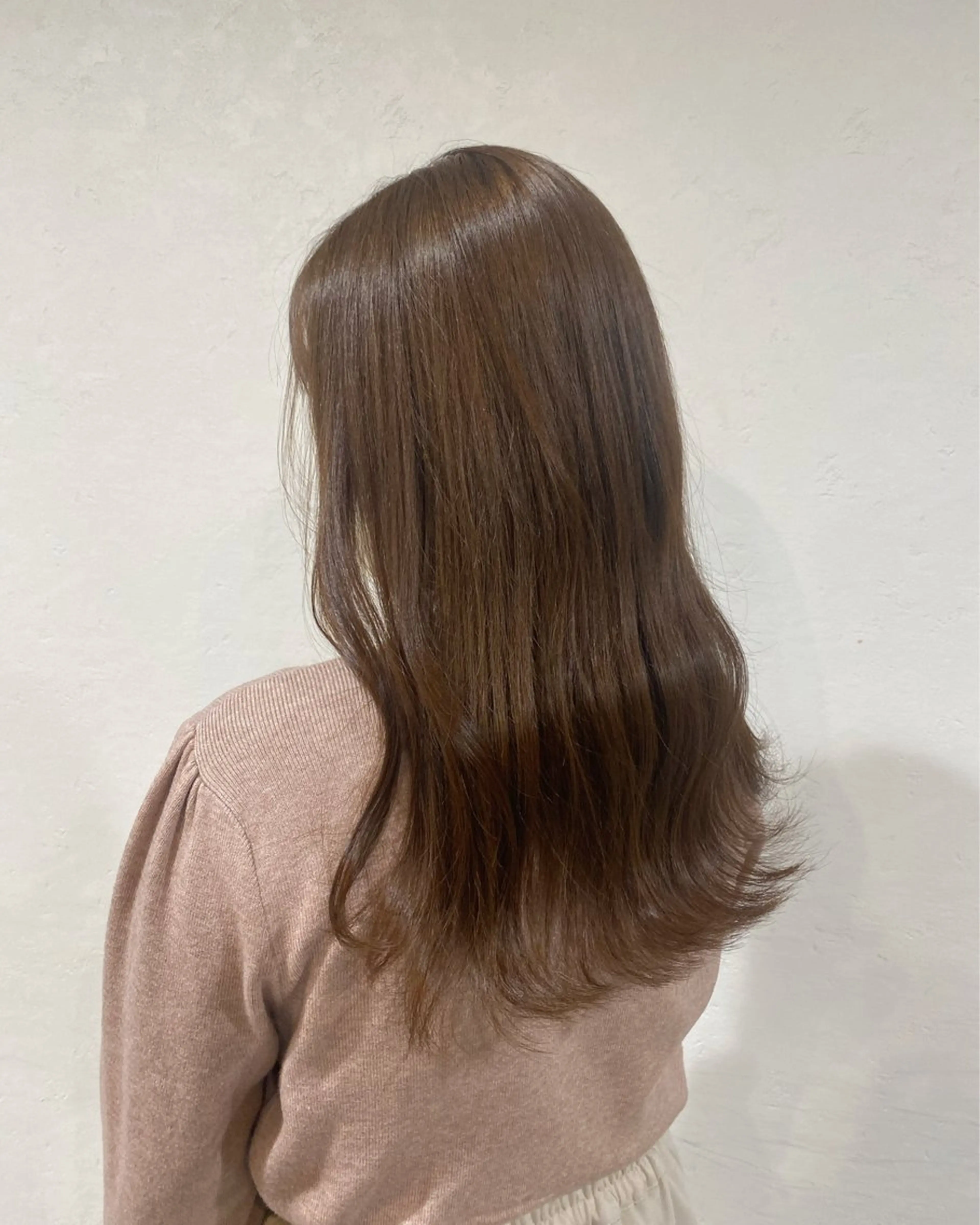 ロング カラー ヘアアレンジ ベージュカラー ブリーチ ダブルカラー ブリーチなしカラー カット ヘアカラー トリートメント ベージュ/オリーブ/ miyabiのヘアスタイル